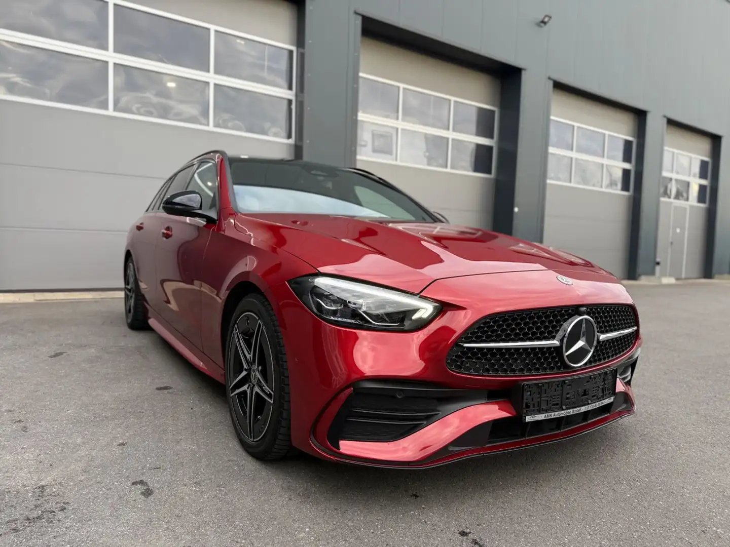 Mercedes-Benz C 200 T AMG 9G,Night,Pano,Kamera,DAB,Designo,AHK Rot - 1