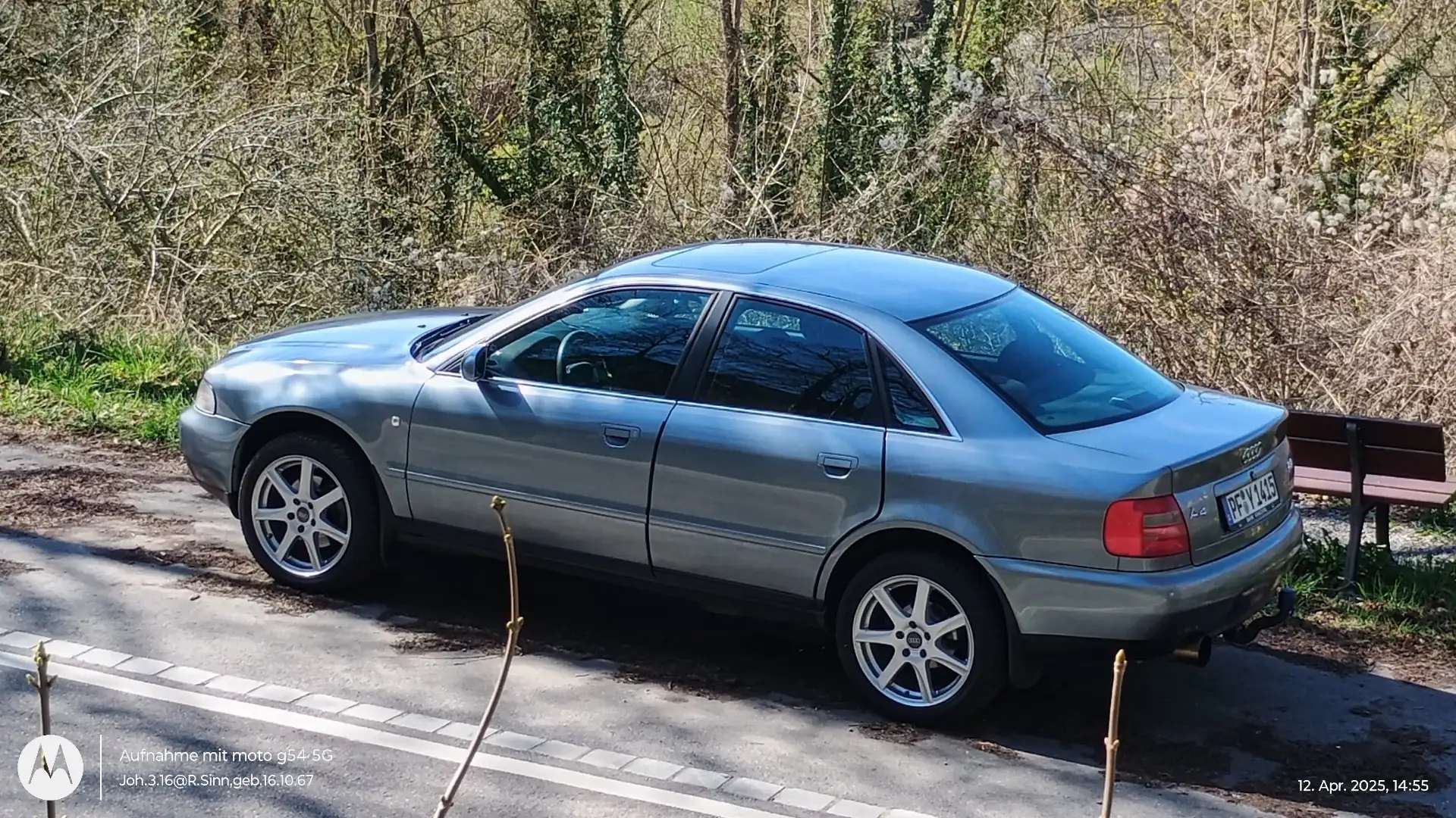 Audi A4 2.8 Quattro Sportfahrwerk und Auspuff Grau - 2