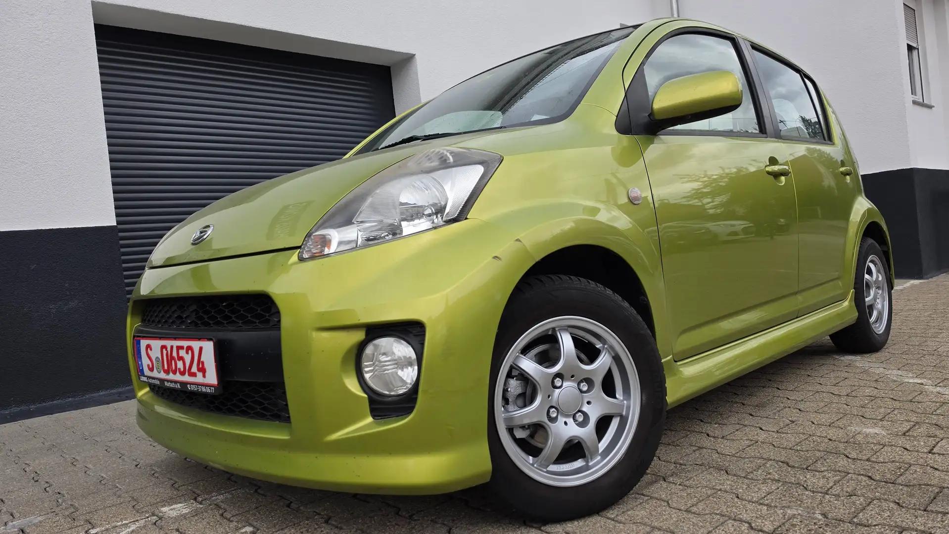 Daihatsu Sirion 1.5 AUTOM+TÜV+GARANTIE+102PS+KLIMA+PARKS Grün - 1
