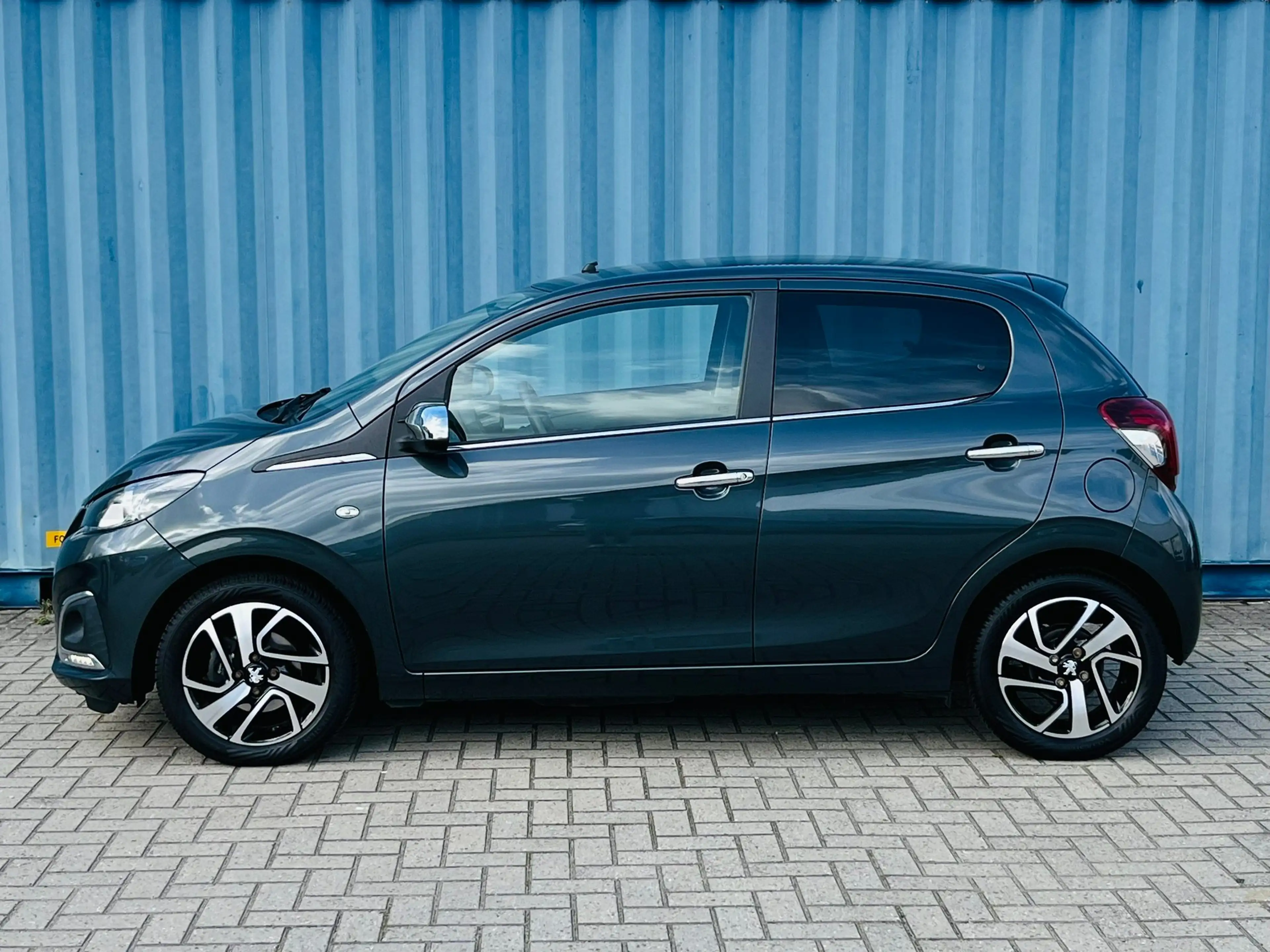 Peugeot 108 1.0 e-VTi Allure Achteruitrijcamera | Airco | All — photo 2