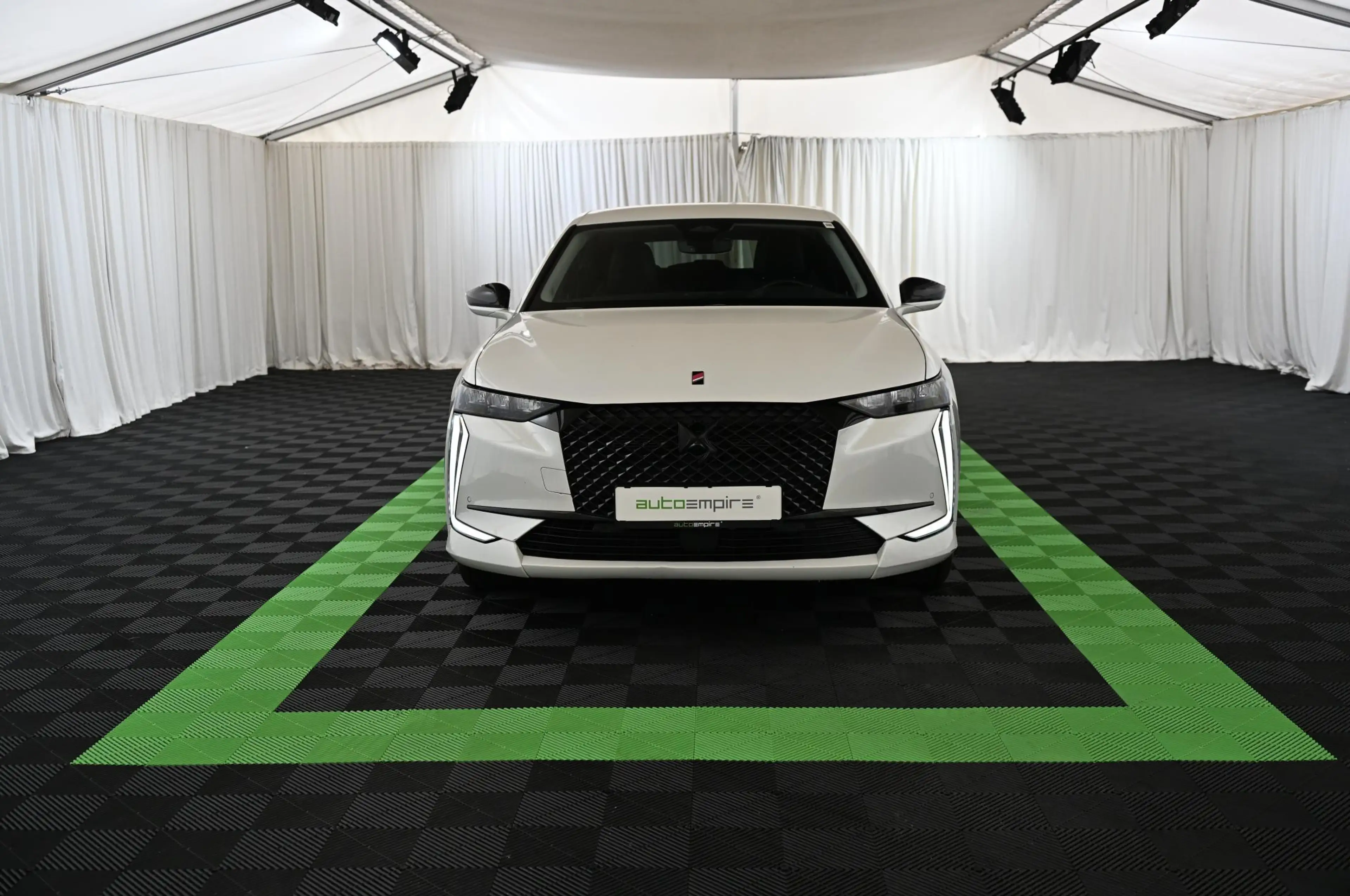 DS Automobiles DS 4 1.6 E-Tense 225 Performance UVP 50.000 EUR — photo 3