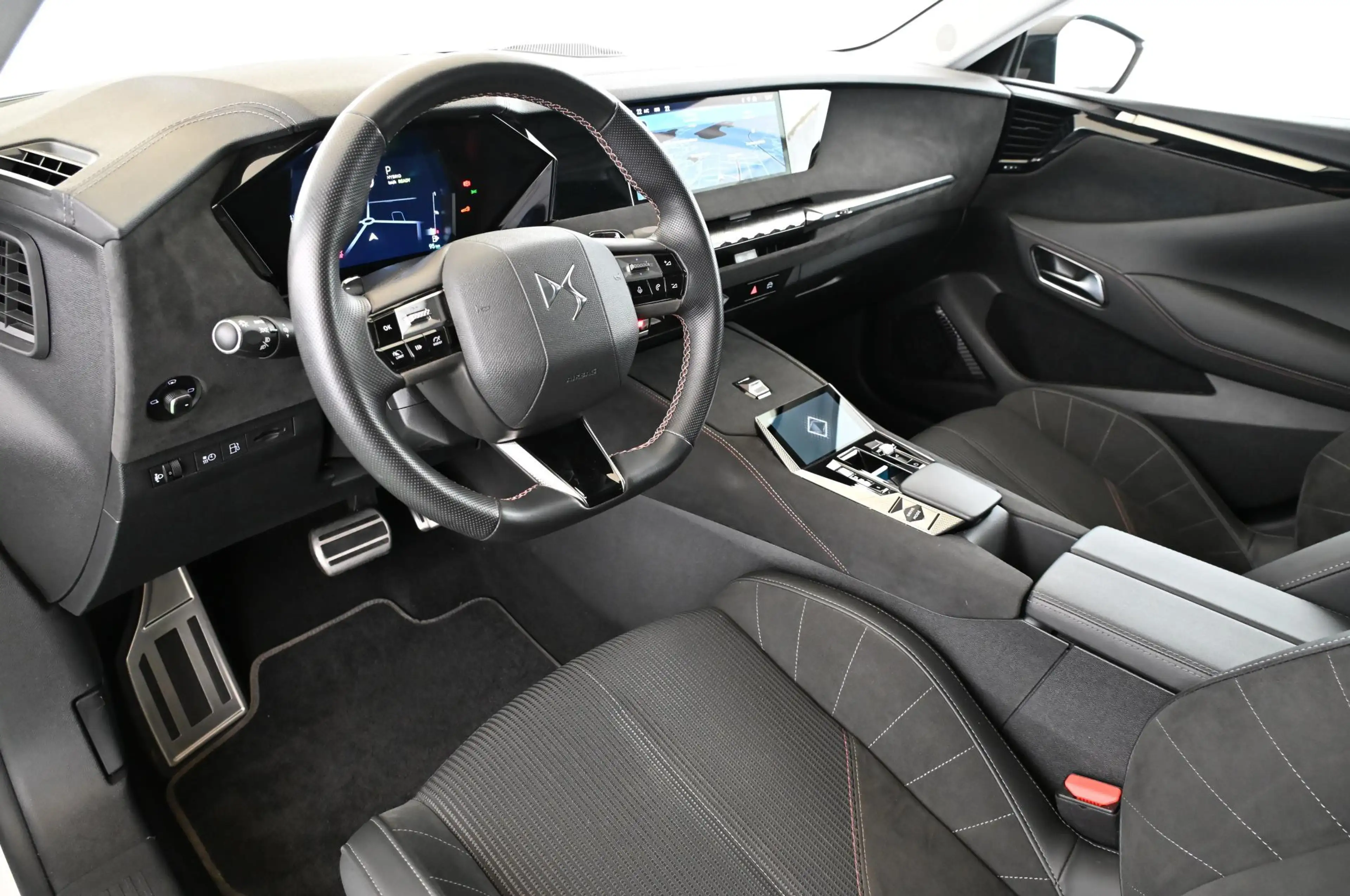 DS Automobiles DS 4 1.6 E-Tense 225 Performance UVP 50.000 EUR — photo 12