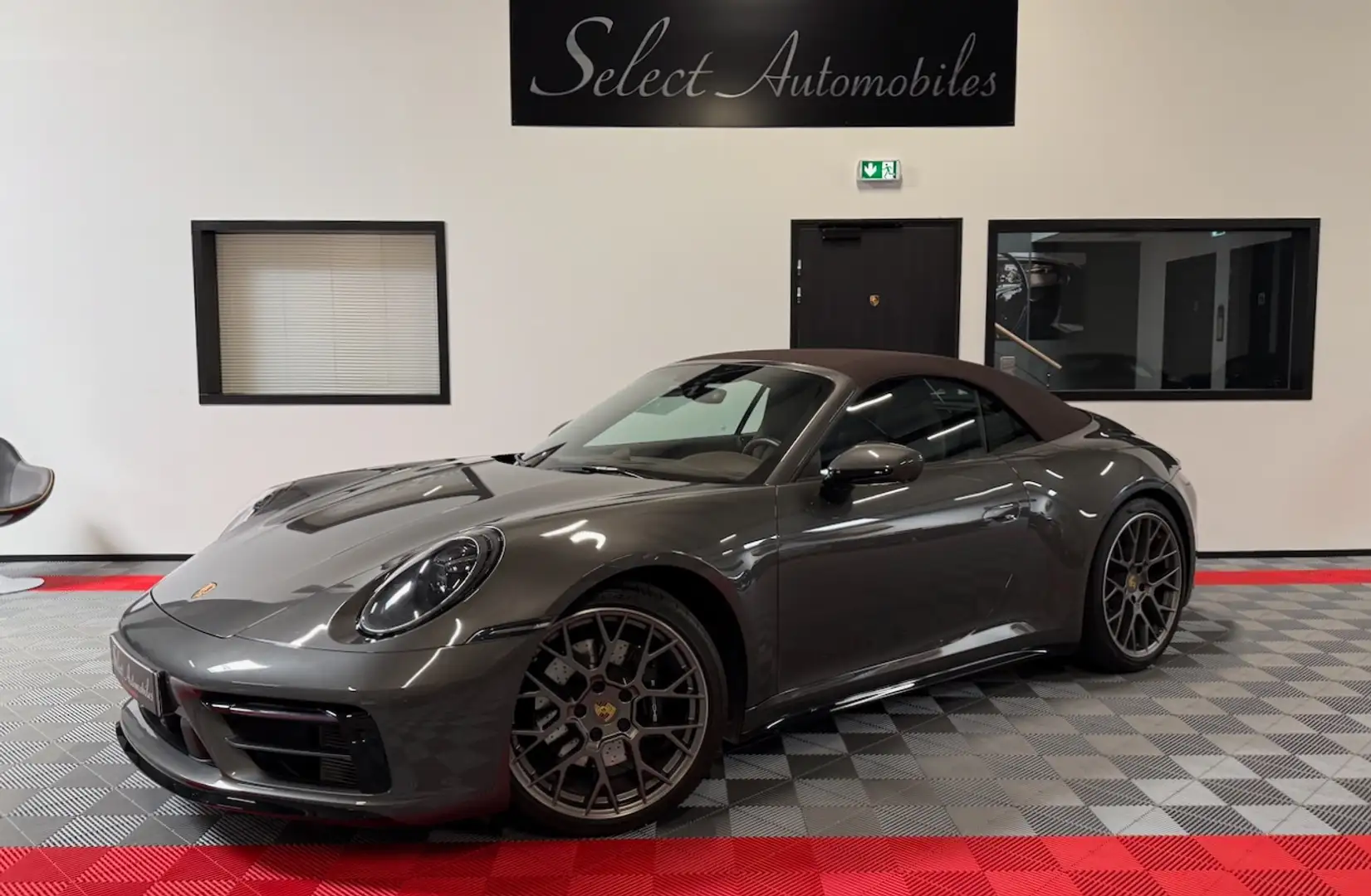 Porsche 992 Porsche 992 Carrera S Cabriolet 3.0 450ch Gris - 2