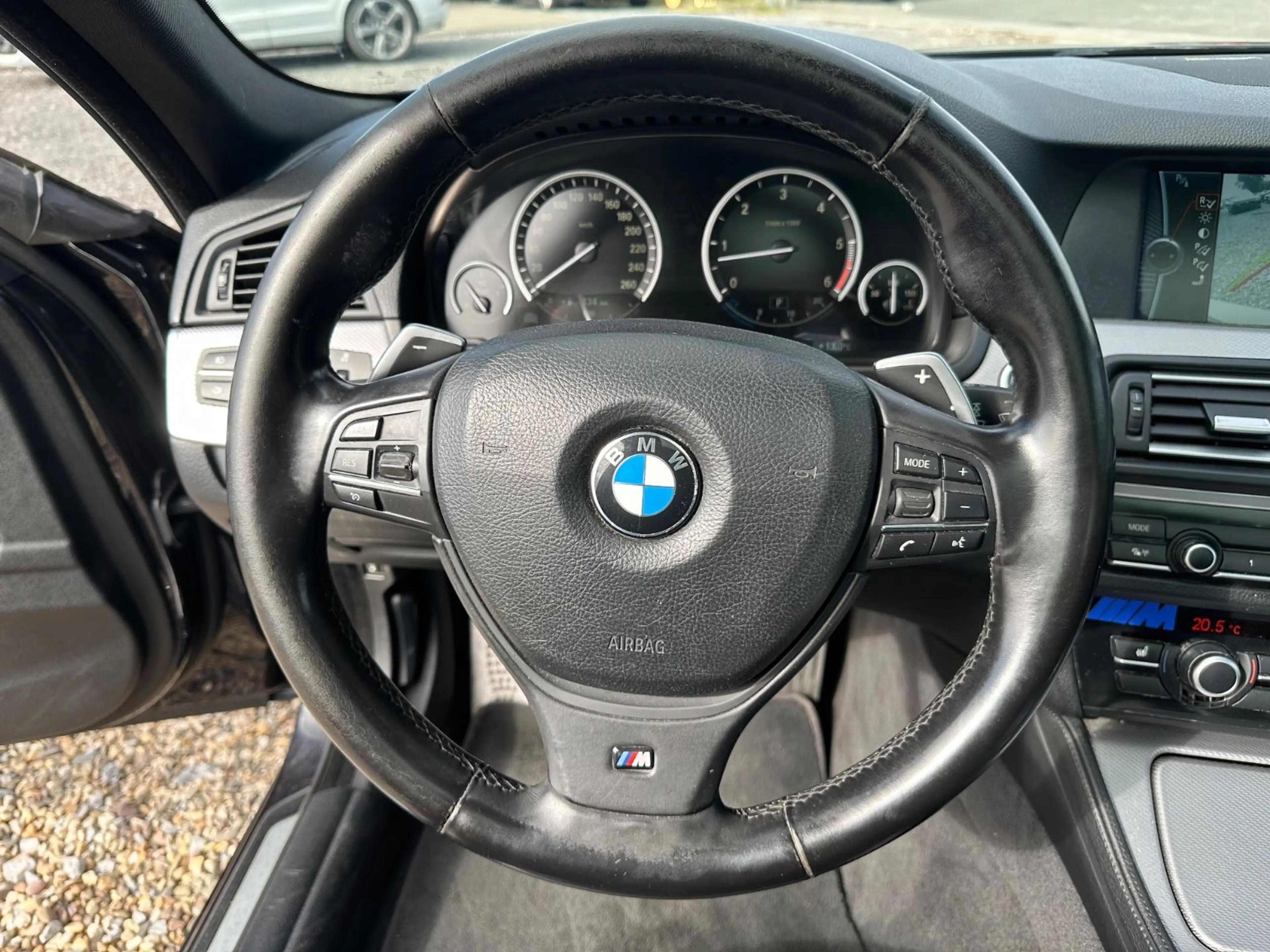 BMW 530 d Touring M Paket Hud Panorama Kamera Leder — photo 9