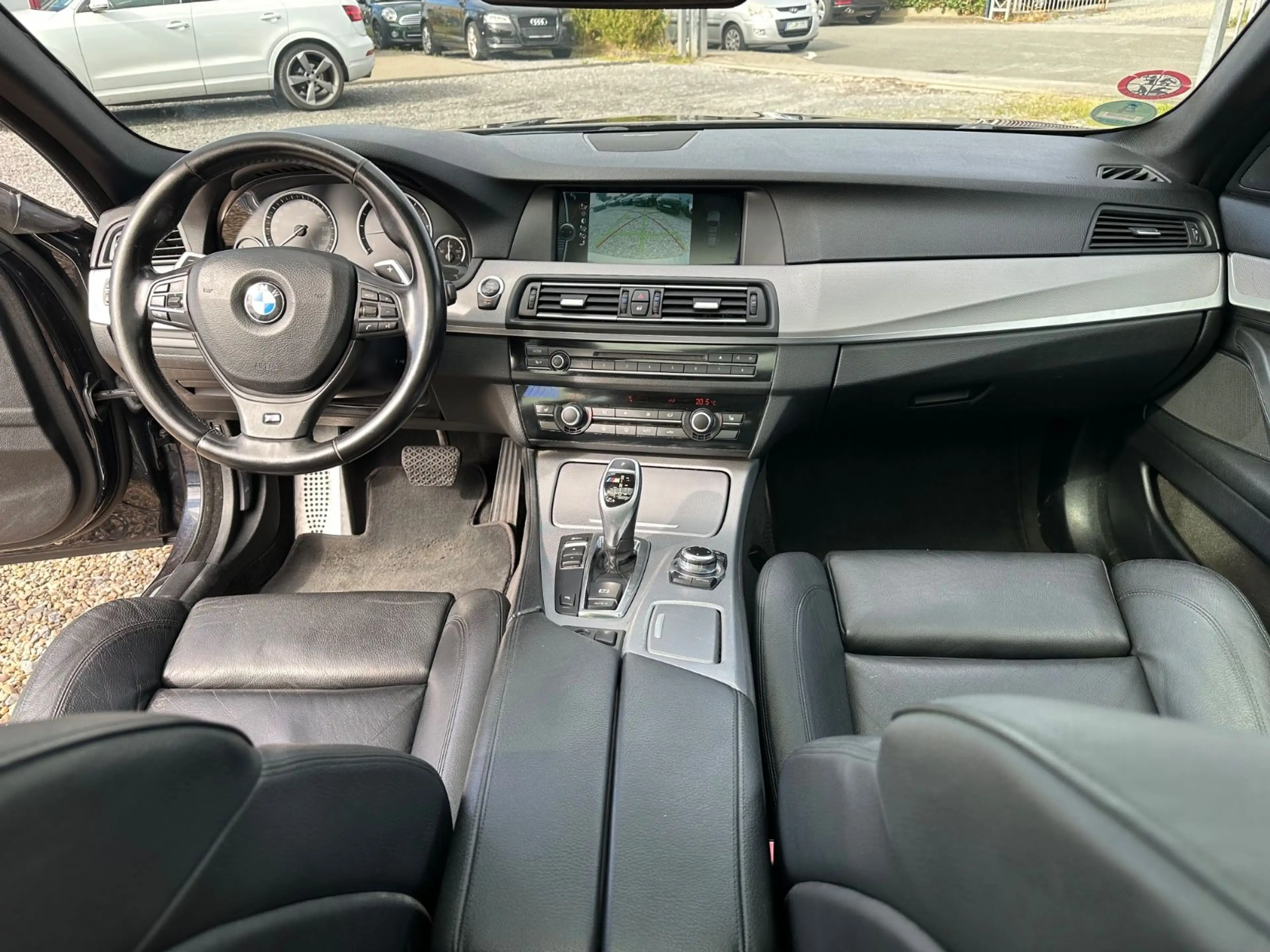 BMW 530 d Touring M Paket Hud Panorama Kamera Leder — photo 7