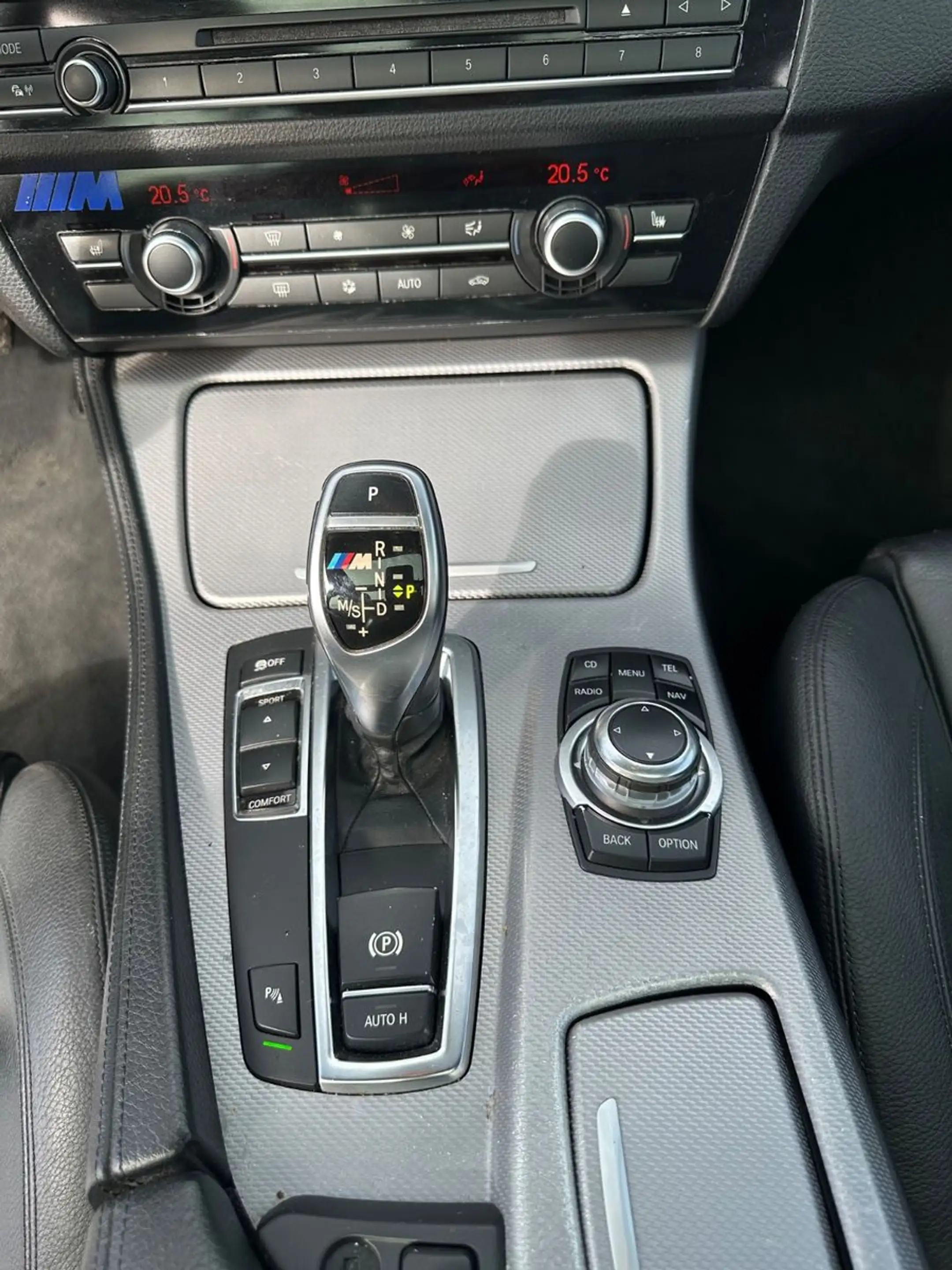 BMW 530 d Touring M Paket Hud Panorama Kamera Leder — photo 12