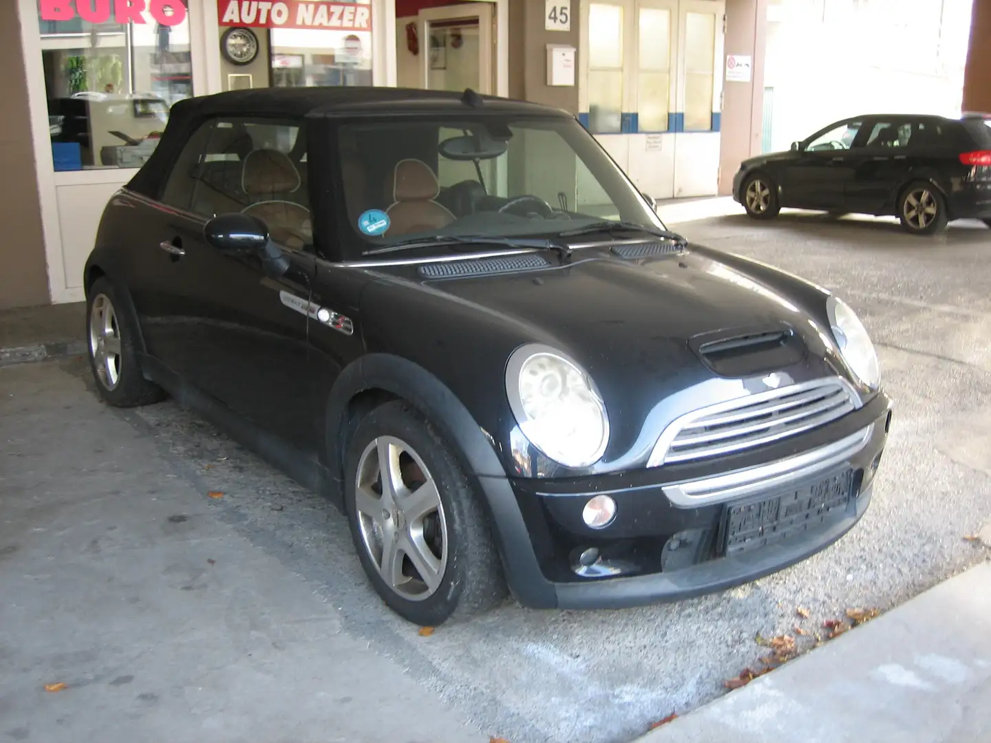 MINI Cooper Cabrio Cooper S Sidewalk Schwarz - 2