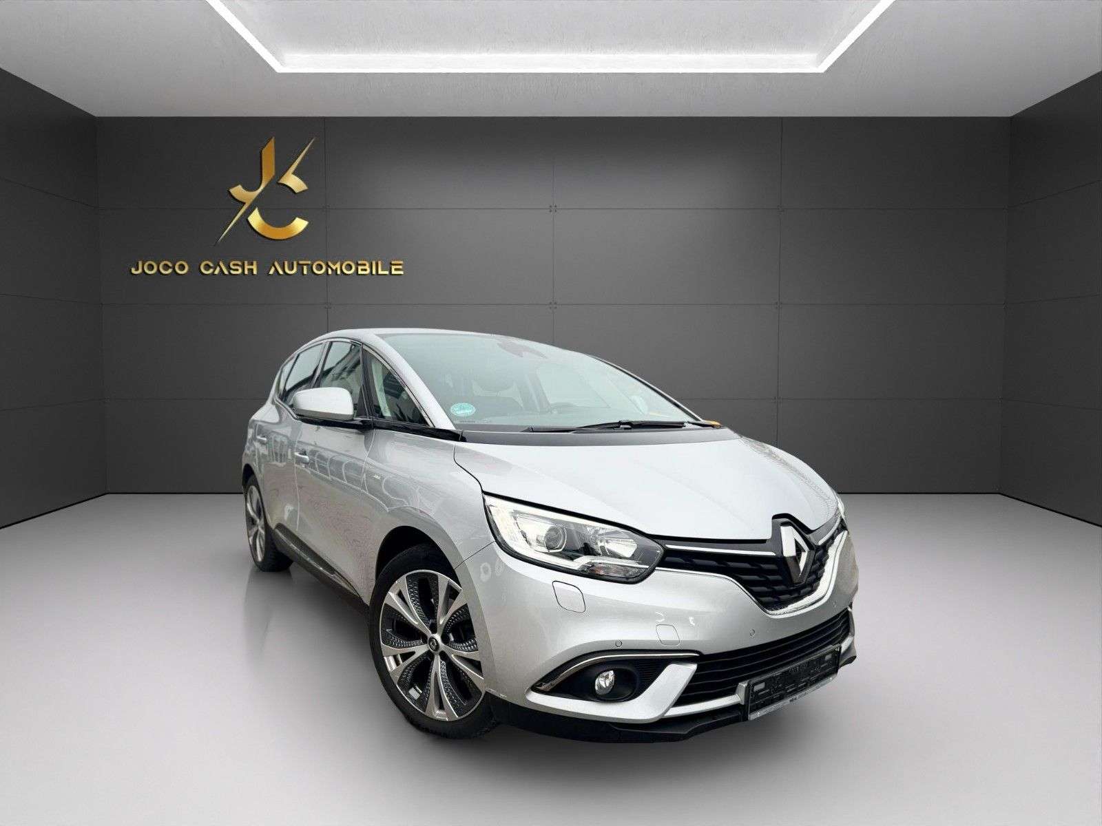 Second hand Renault Scenic 1.2