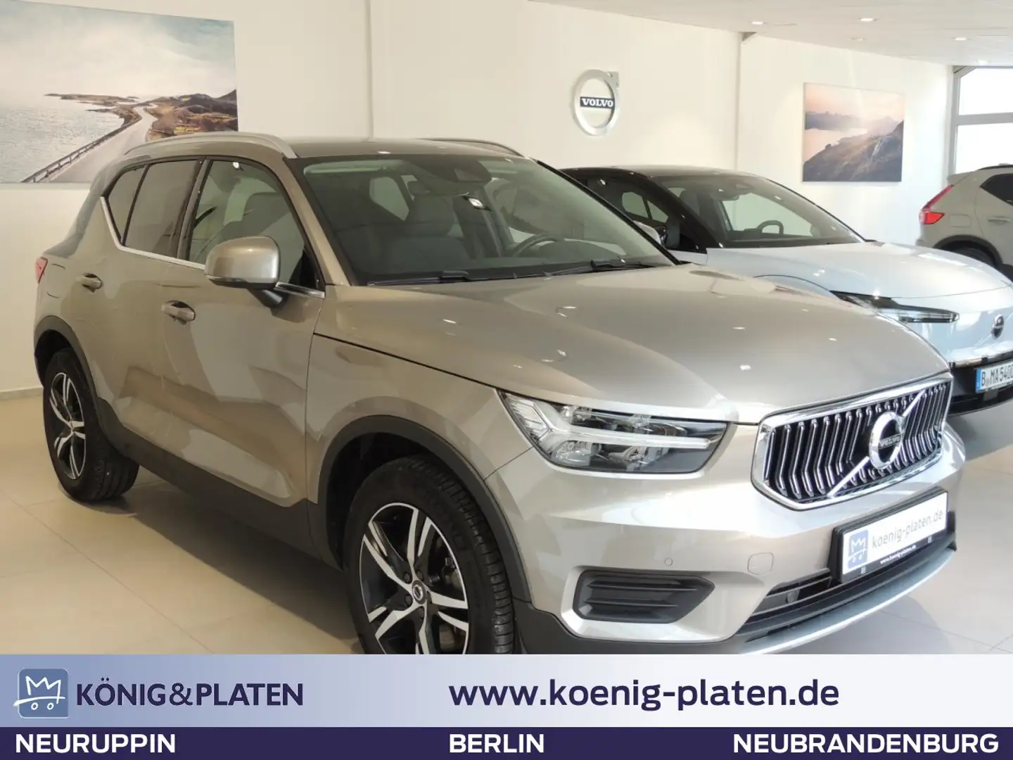 Volvo XC40 Recharge T4 Inscription Expression Klima Navi Grijs - 1