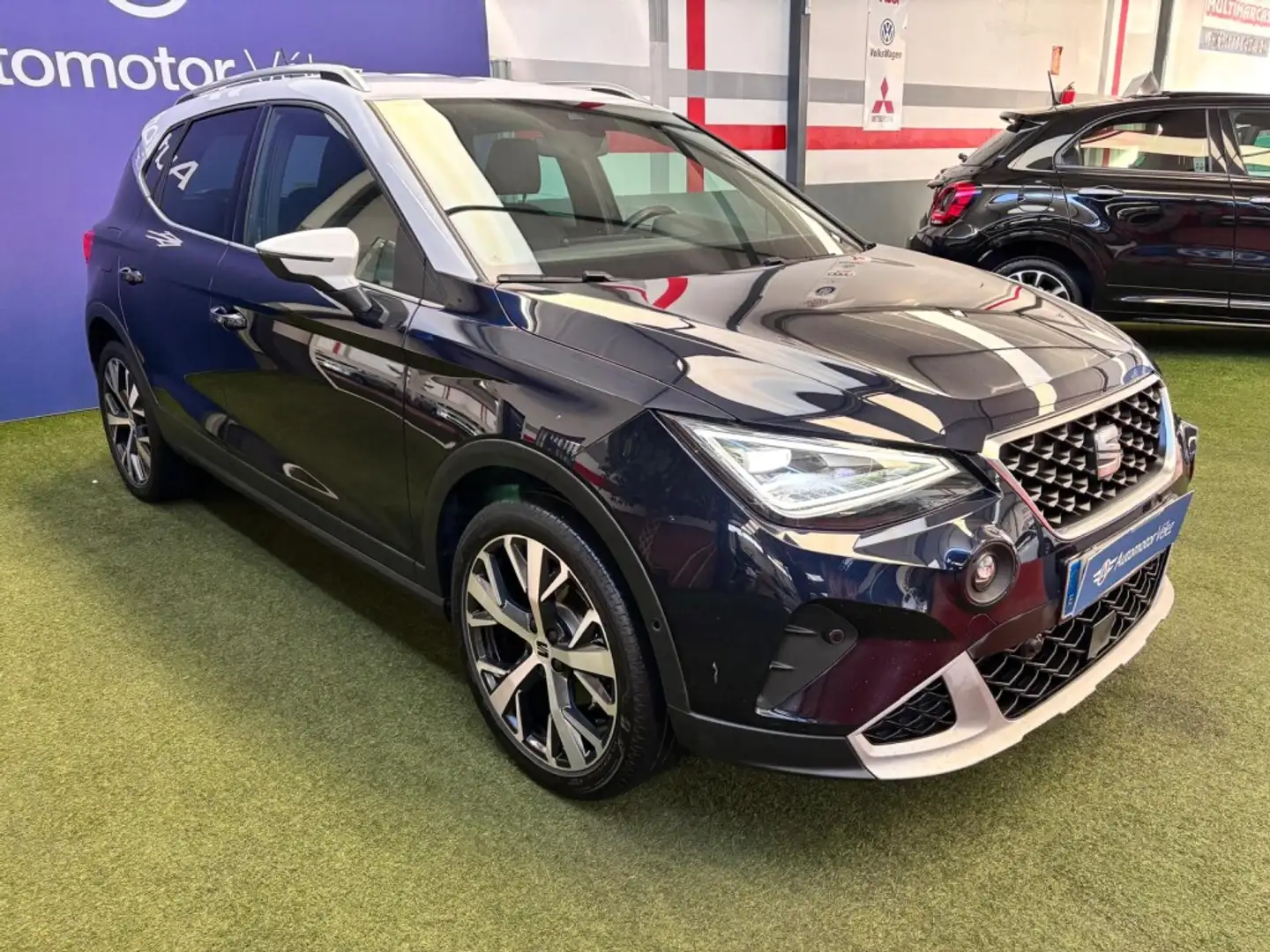 SEAT Arona 1.0 TGI 66KW 90CV XPERIENCE PLUS Noir - 1