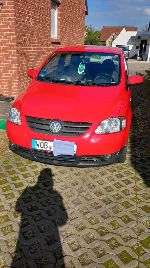 Volkswagen Fox 1.4 Rojo - 2