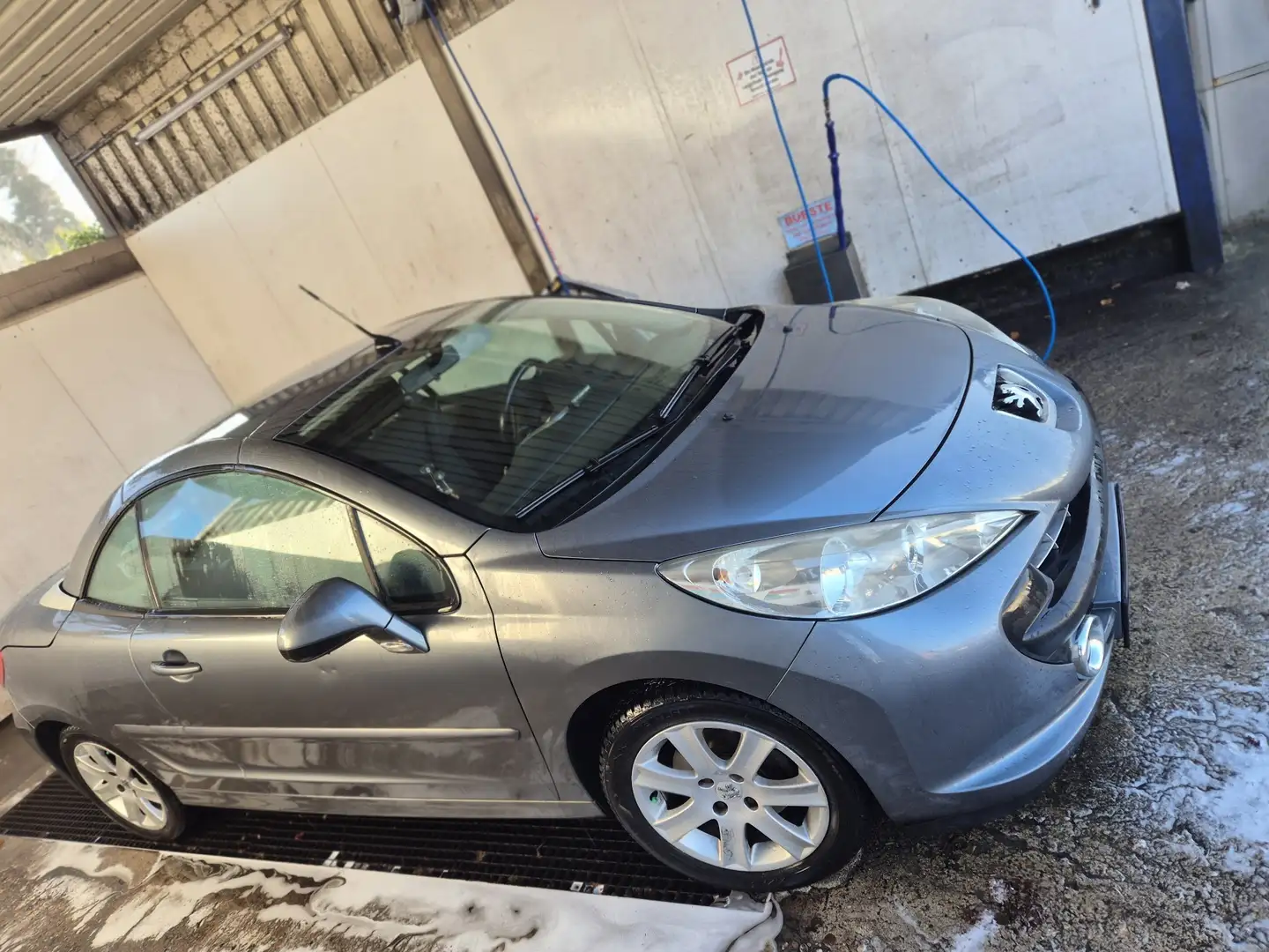Peugeot 207 CC 120 VTi Sport Grau - 1