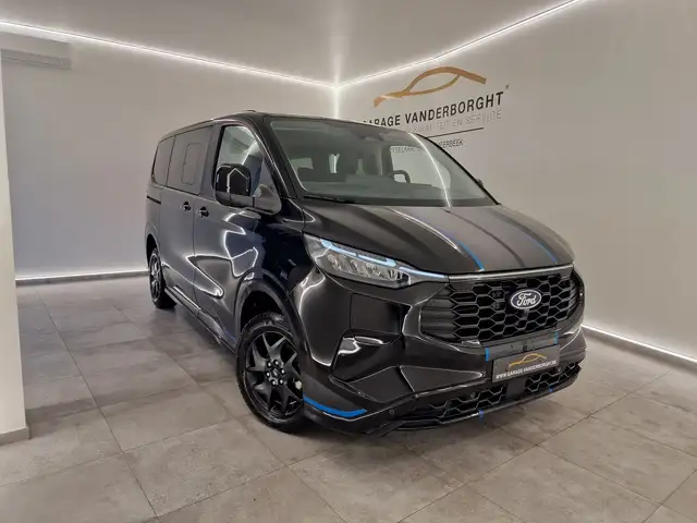 Ford Tourneo Custom SPORT PLUG-IN HYBRID 8 PLAATSEN +3 JAAR WAARBORG