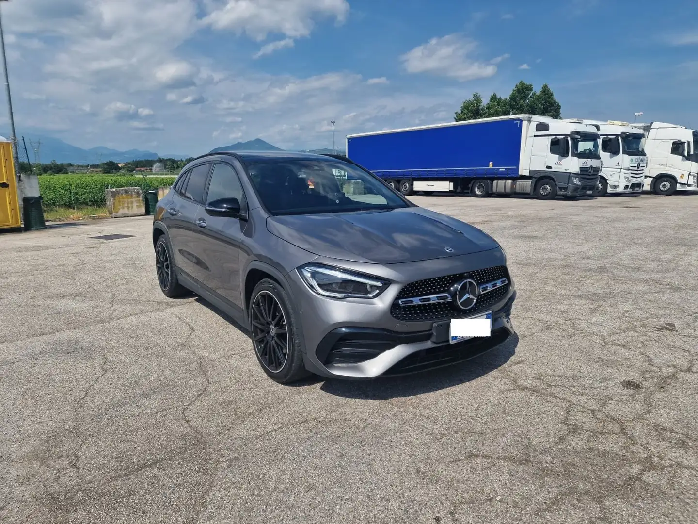 Mercedes-Benz GLA 200 d Premium Plus Tetto Grigio - 1