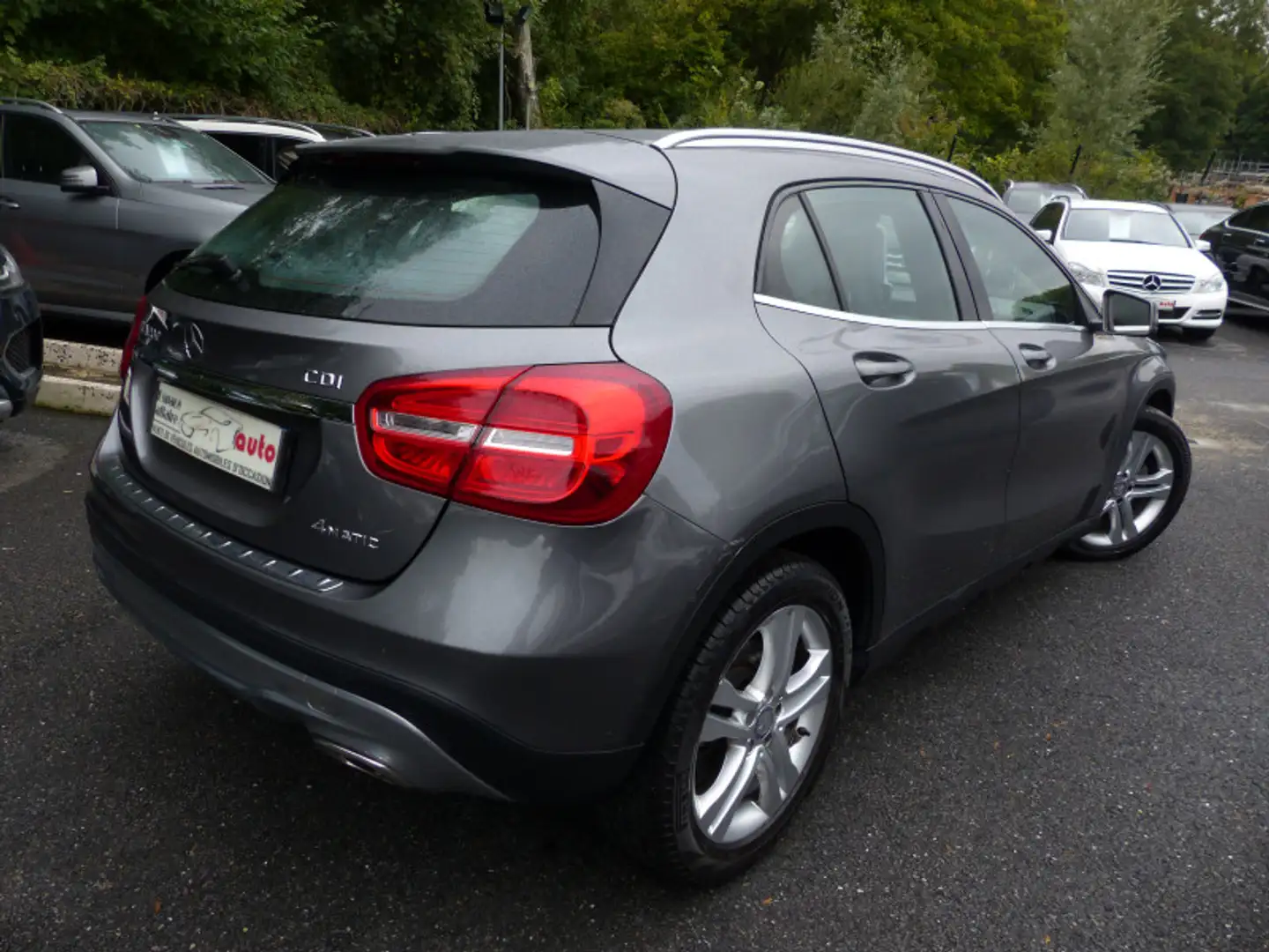 Mercedes-Benz GLA 200 200 CDI INSPIRATION 4MATIC 7G-DCT Gris - 2