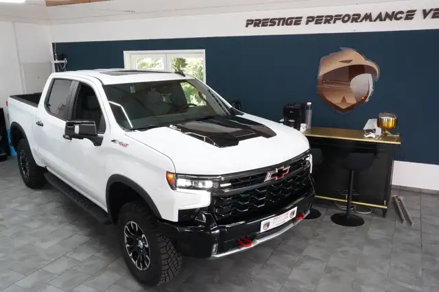 Chevrolet Silverado ZR2 MY25 6.2L. V8 426 PS