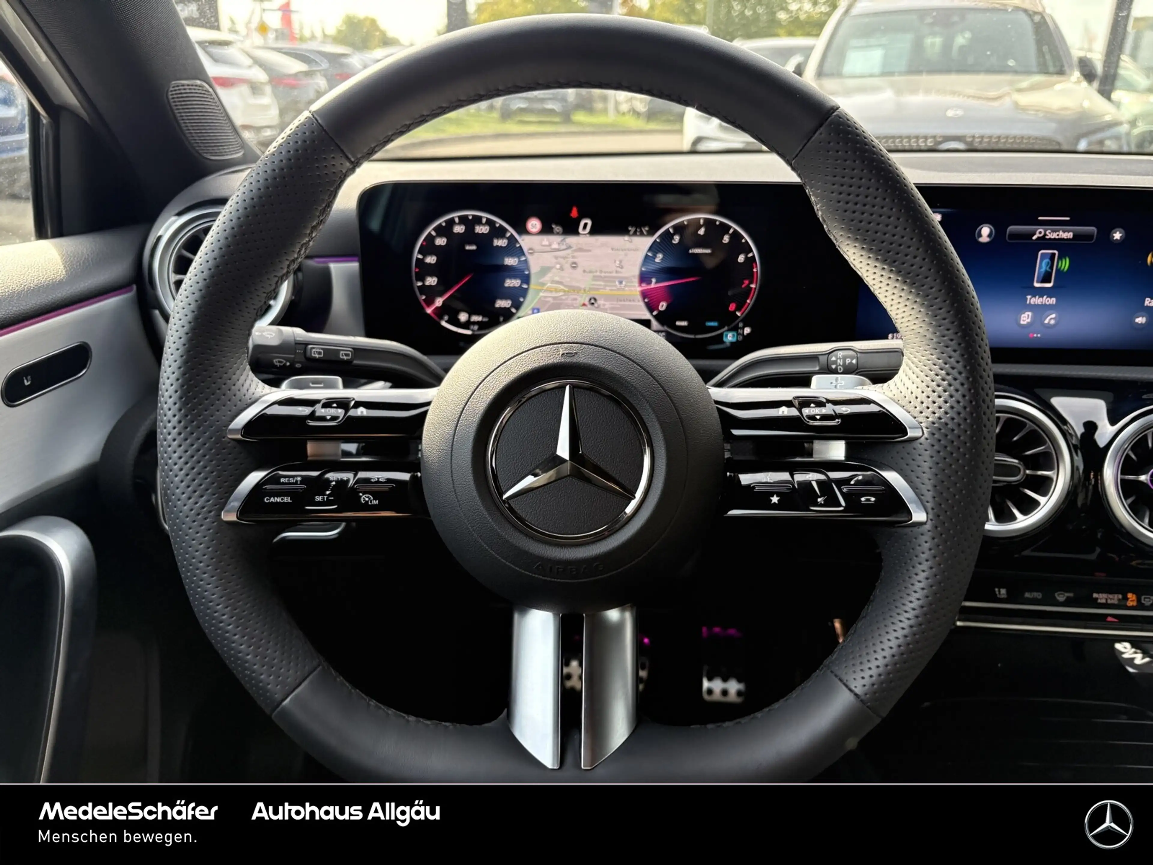 Mercedes-Benz A 180 A 180 AMG Night Special AdvanSound MBUX Park Kam — photo 8