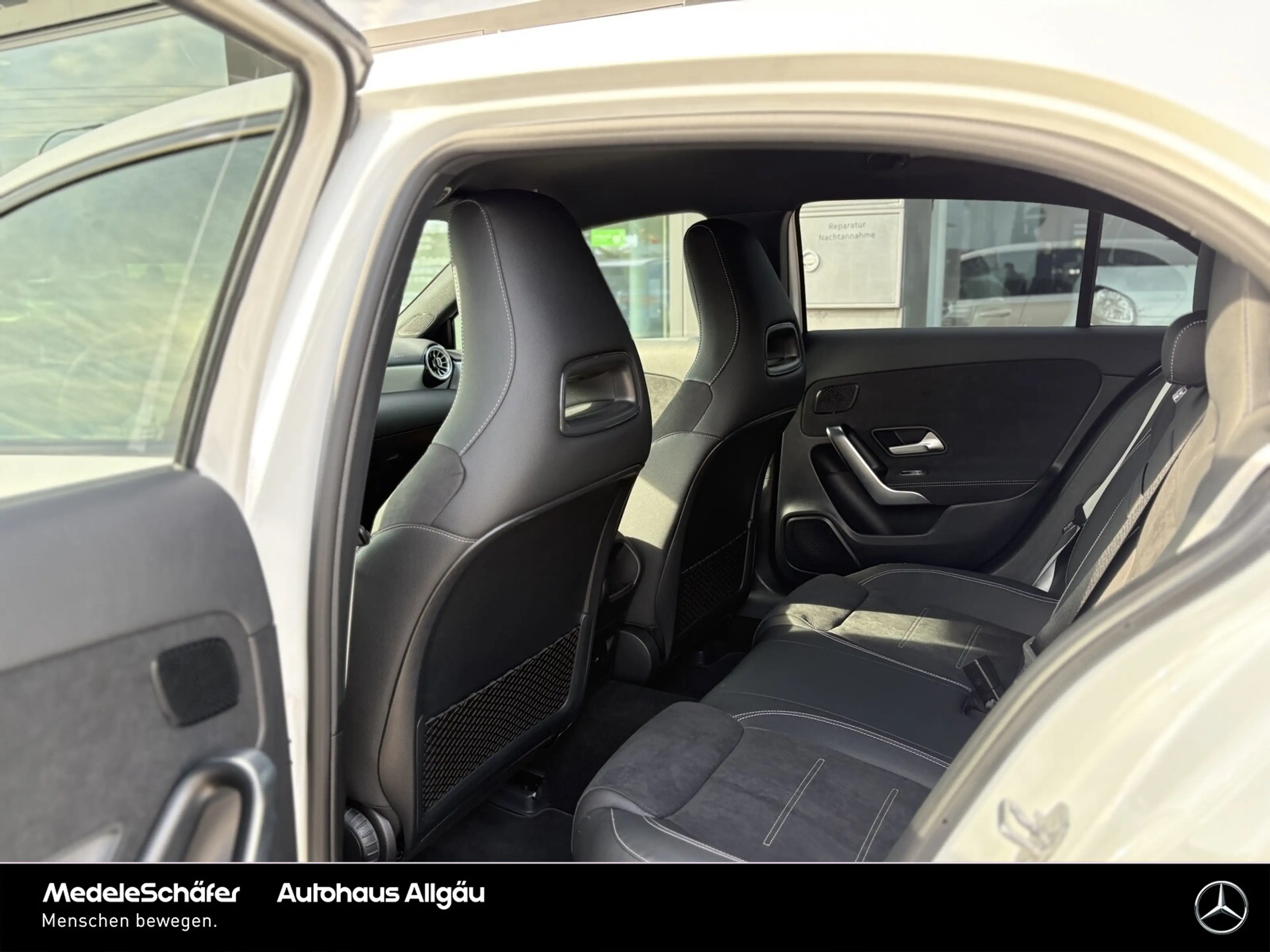 Mercedes-Benz A 180 A 180 AMG Night Special AdvanSound MBUX Park Kam — photo 6