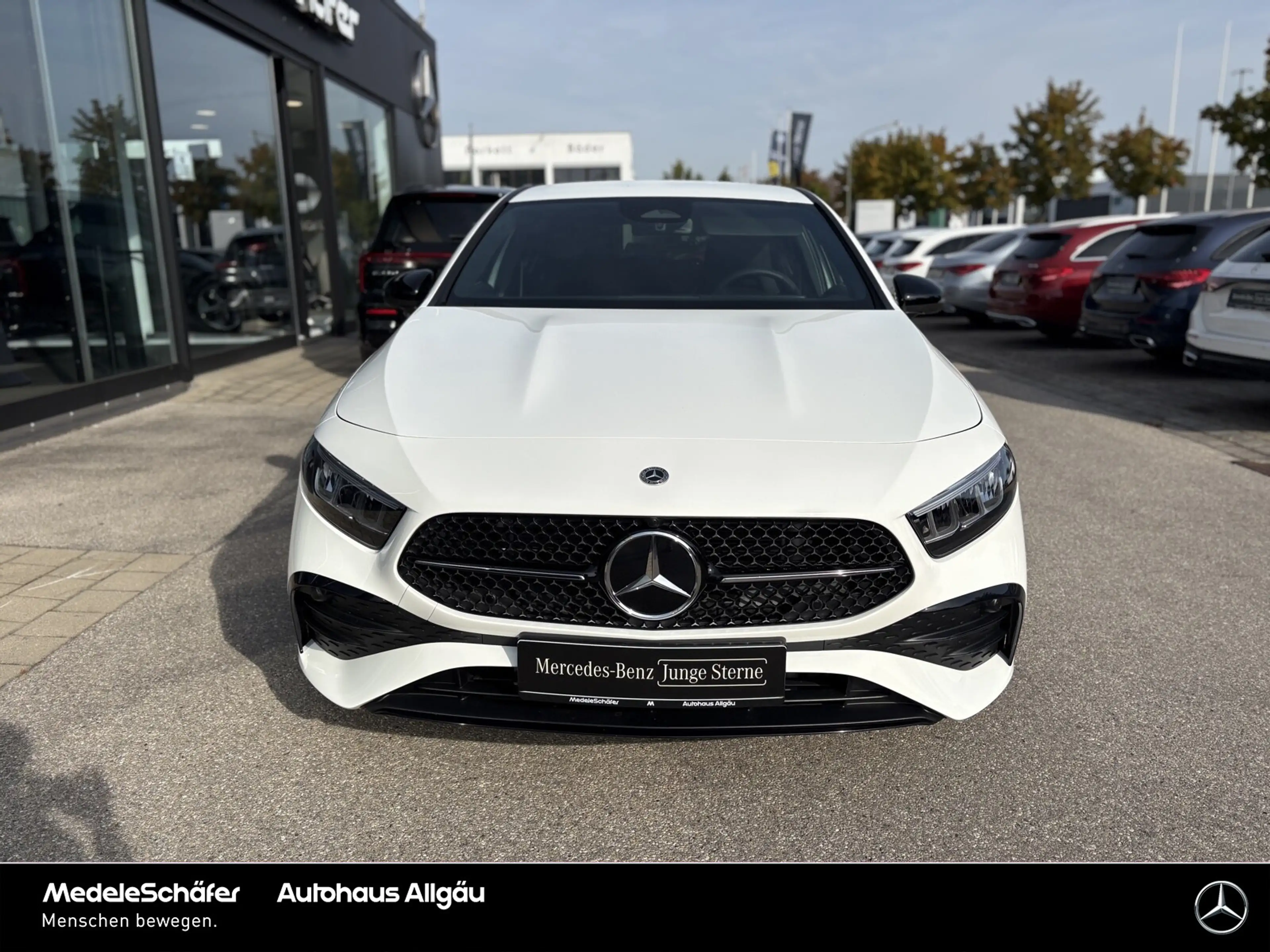 Mercedes-Benz A 180 A 180 AMG Night Special AdvanSound MBUX Park Kam — photo 2