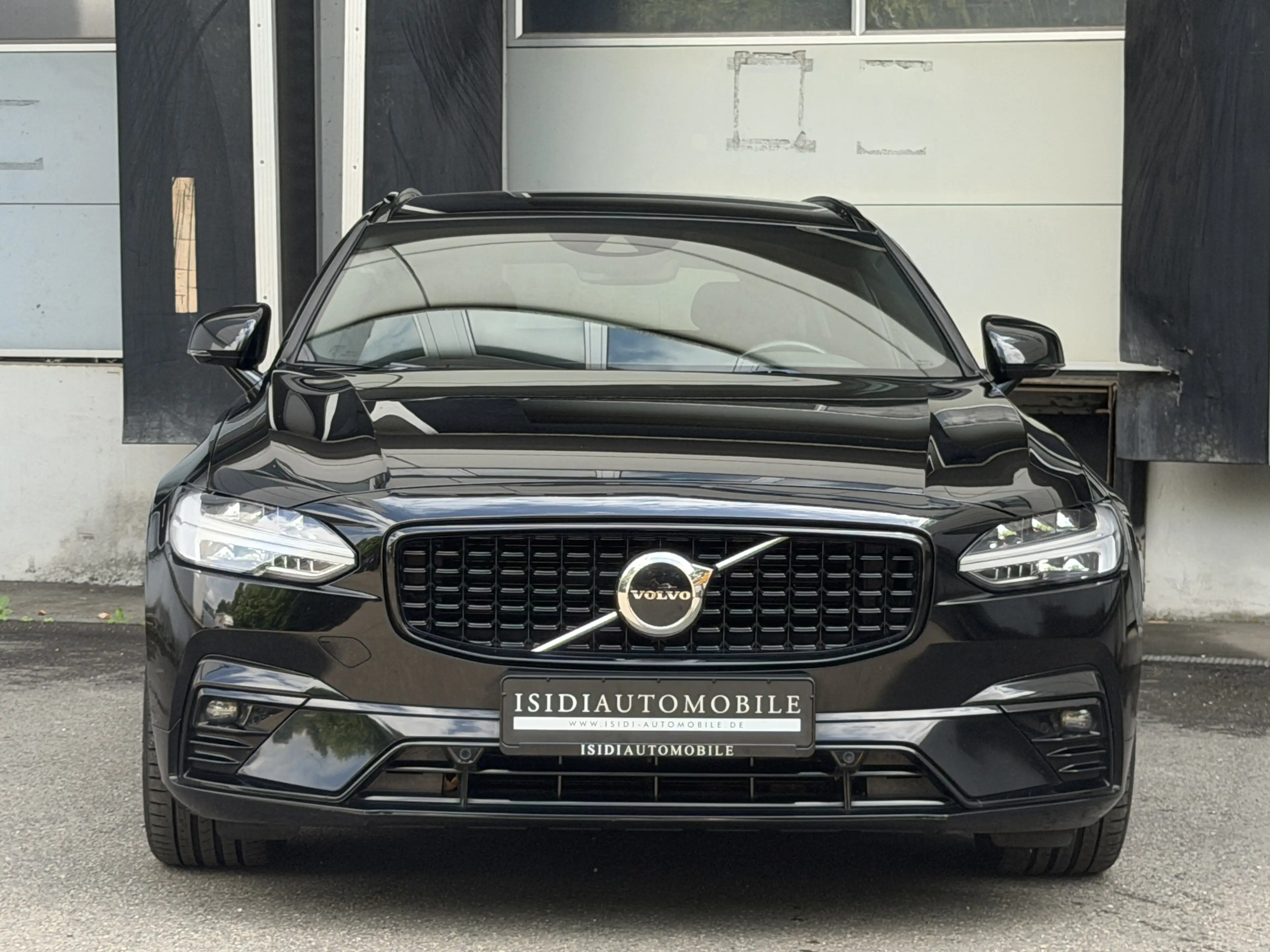 Volvo V90 R Design AWD LED ACC Virtual Pano Head-Up — photo 10