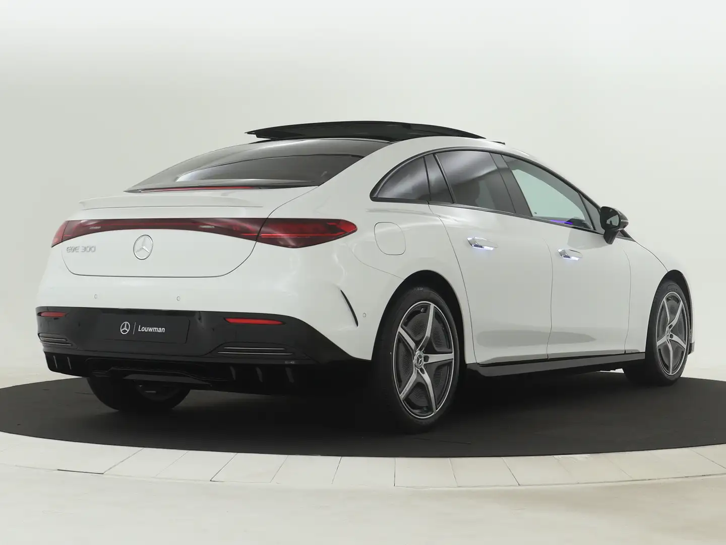 Mercedes-Benz EQE 300 Sport Edition 89 kWh | Nightpakket | Rijassistenti Wit - 2