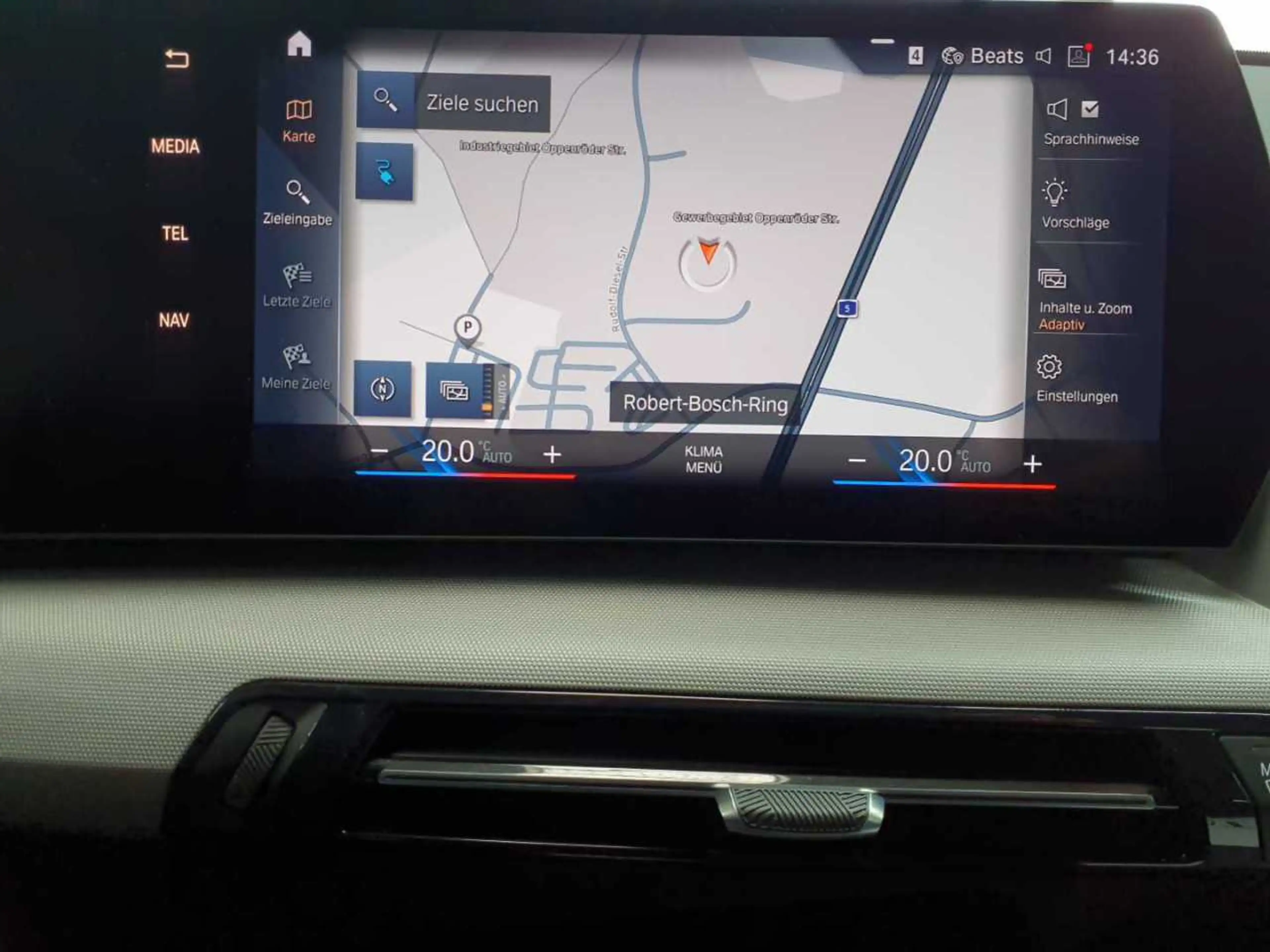 BMW iX1 iX1 xDrive30 Navi H&K SHZ HuD — photo 12