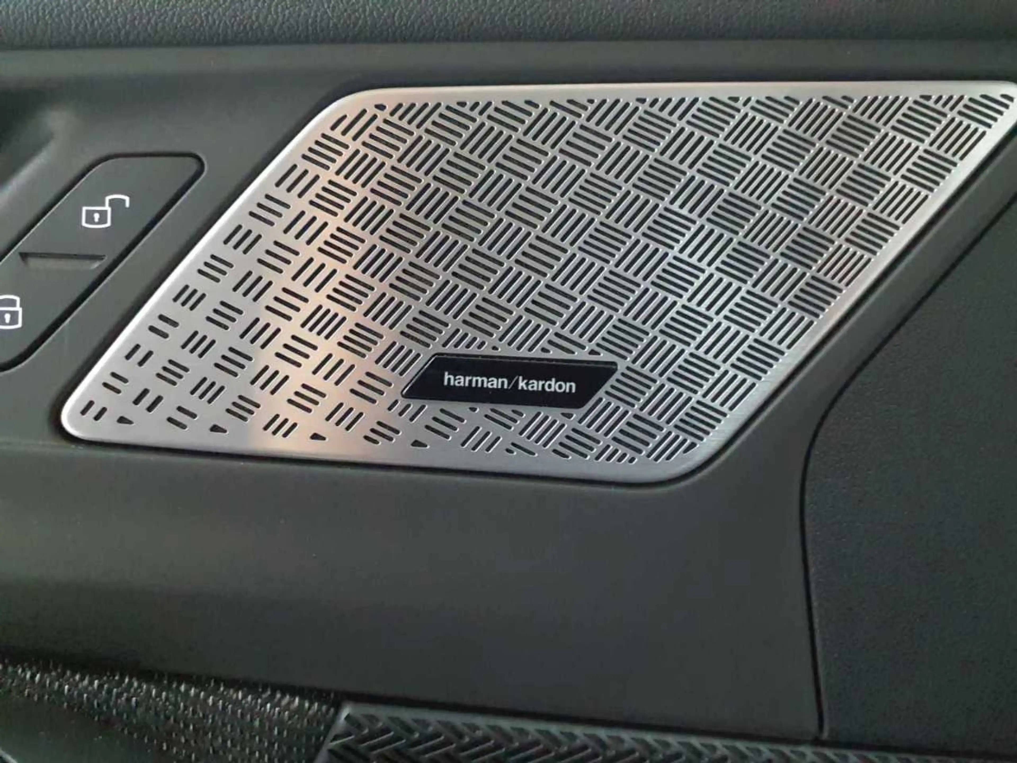 BMW iX1 iX1 xDrive30 Navi H&K SHZ HuD — photo 18