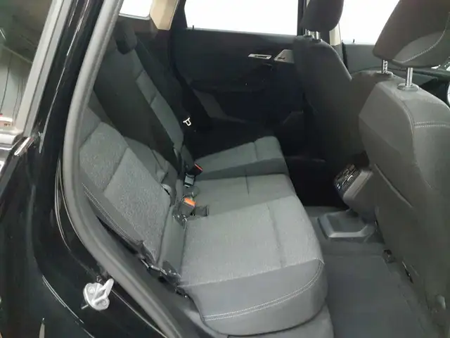BMW iX1 view 13