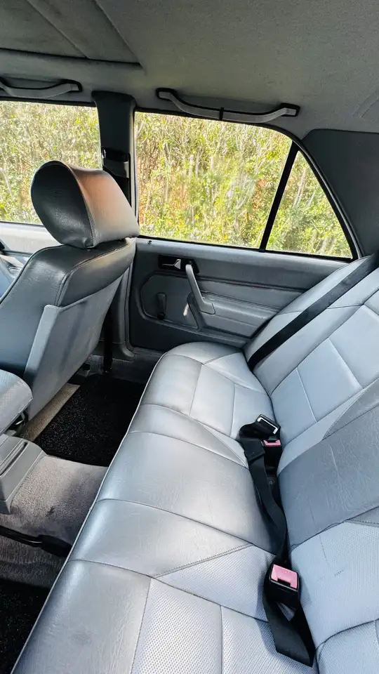 Mercedes-Benz 190 2.5 Diesel Met Sportline Stuur, foto 9