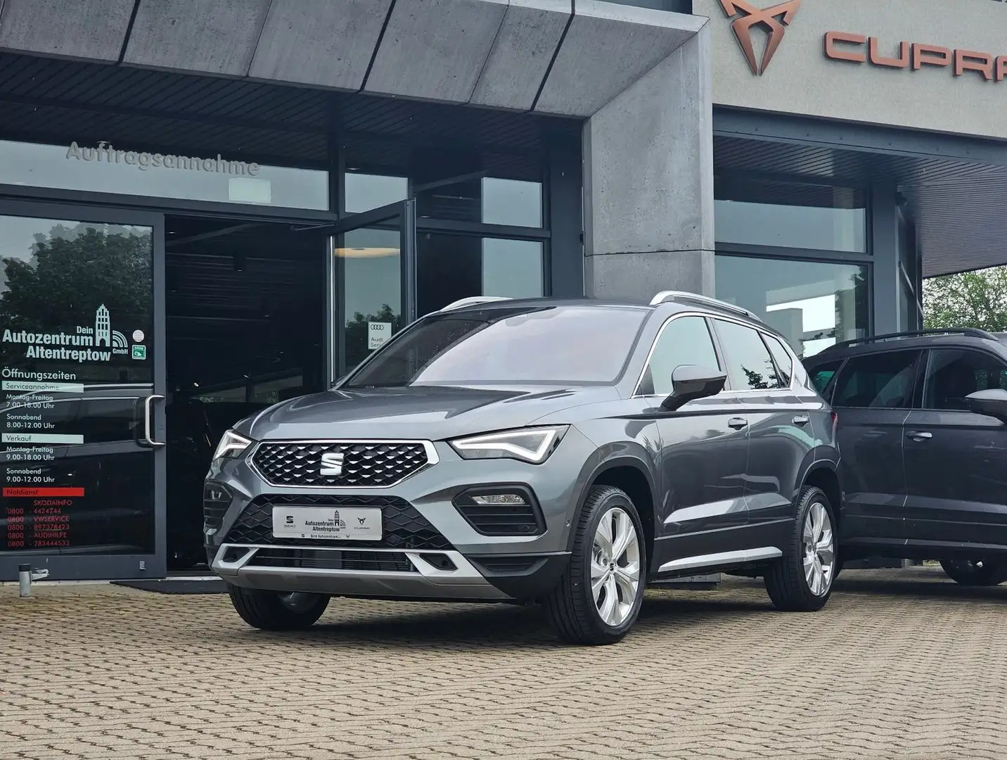 SEAT Ateca 1.5 TSI Xperience DSG, ACC, NAVI Grau - 1