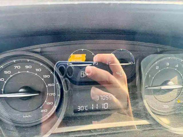 Lancia Ypsilon view 10