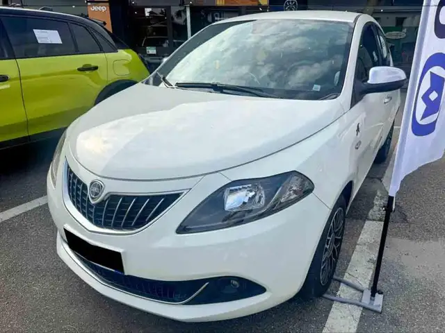 2023 Lancia Ypsilon in White for sale