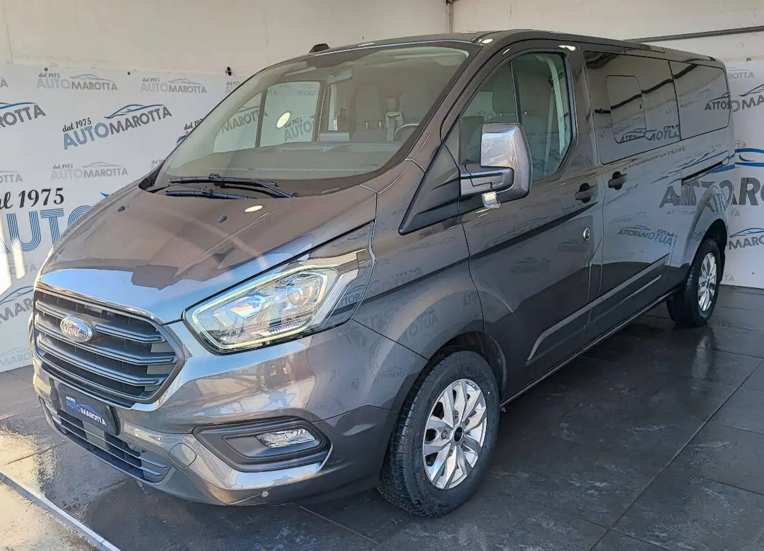 Ford Transit Custom 320 2.0 tdci 130cv Trend combi L1H1 E6.2 Gris - 1
