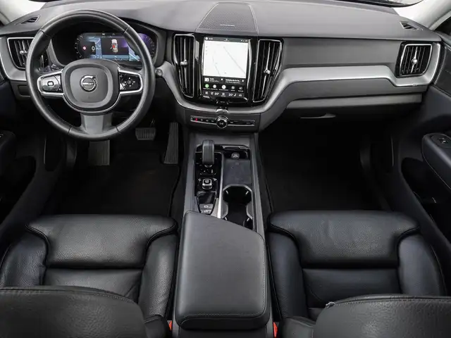 Volvo XC60 view 11