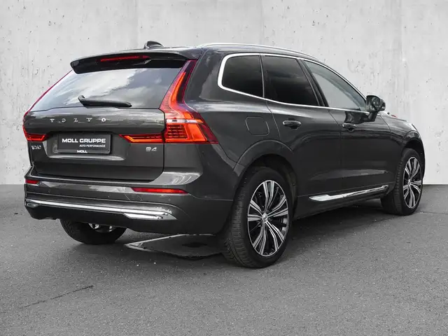 Volvo XC60 view 4