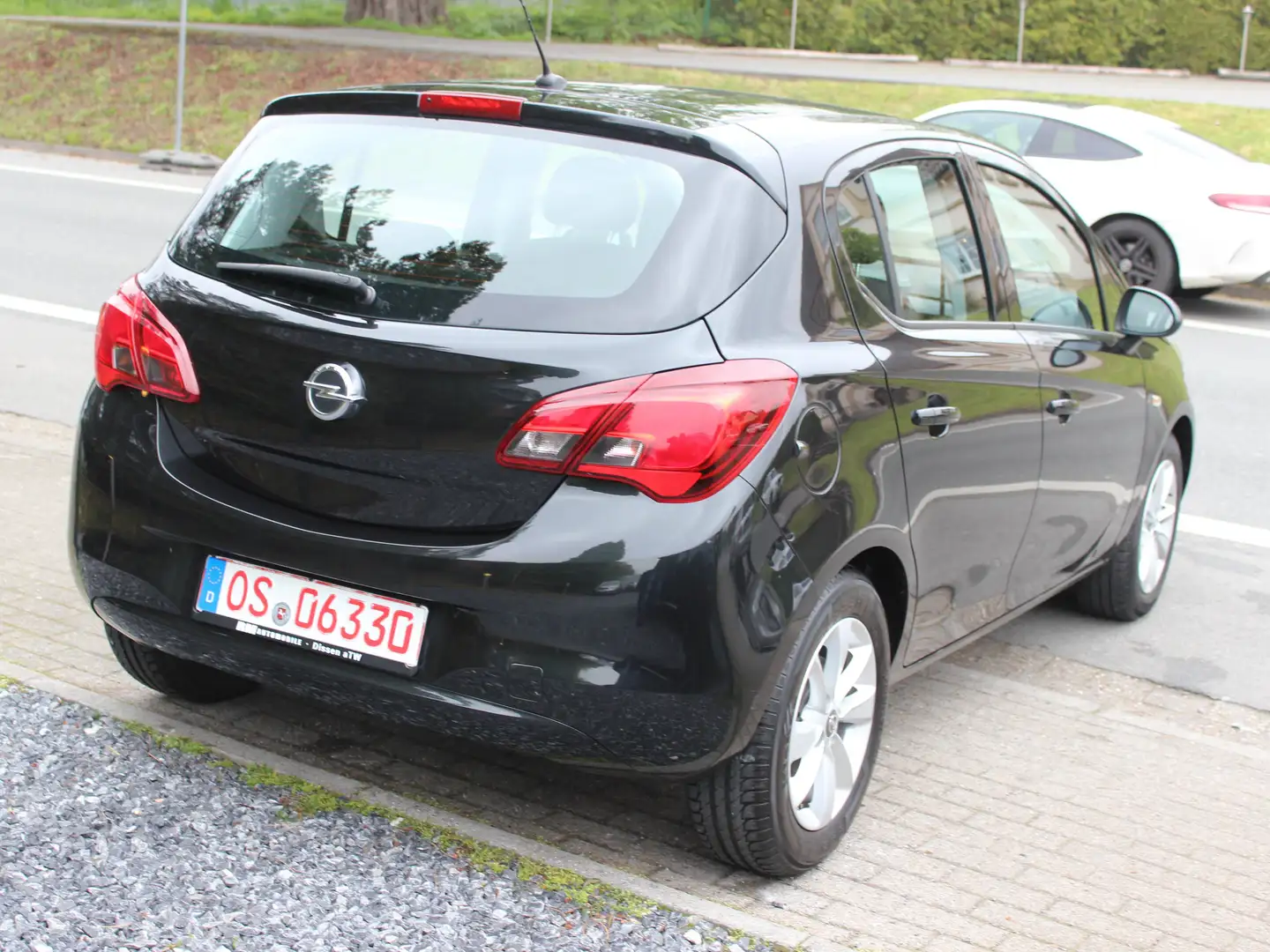 Opel Corsa 1.4 90PS Edition*HU.AU.NEU*Finanzierung* Schwarz - 2
