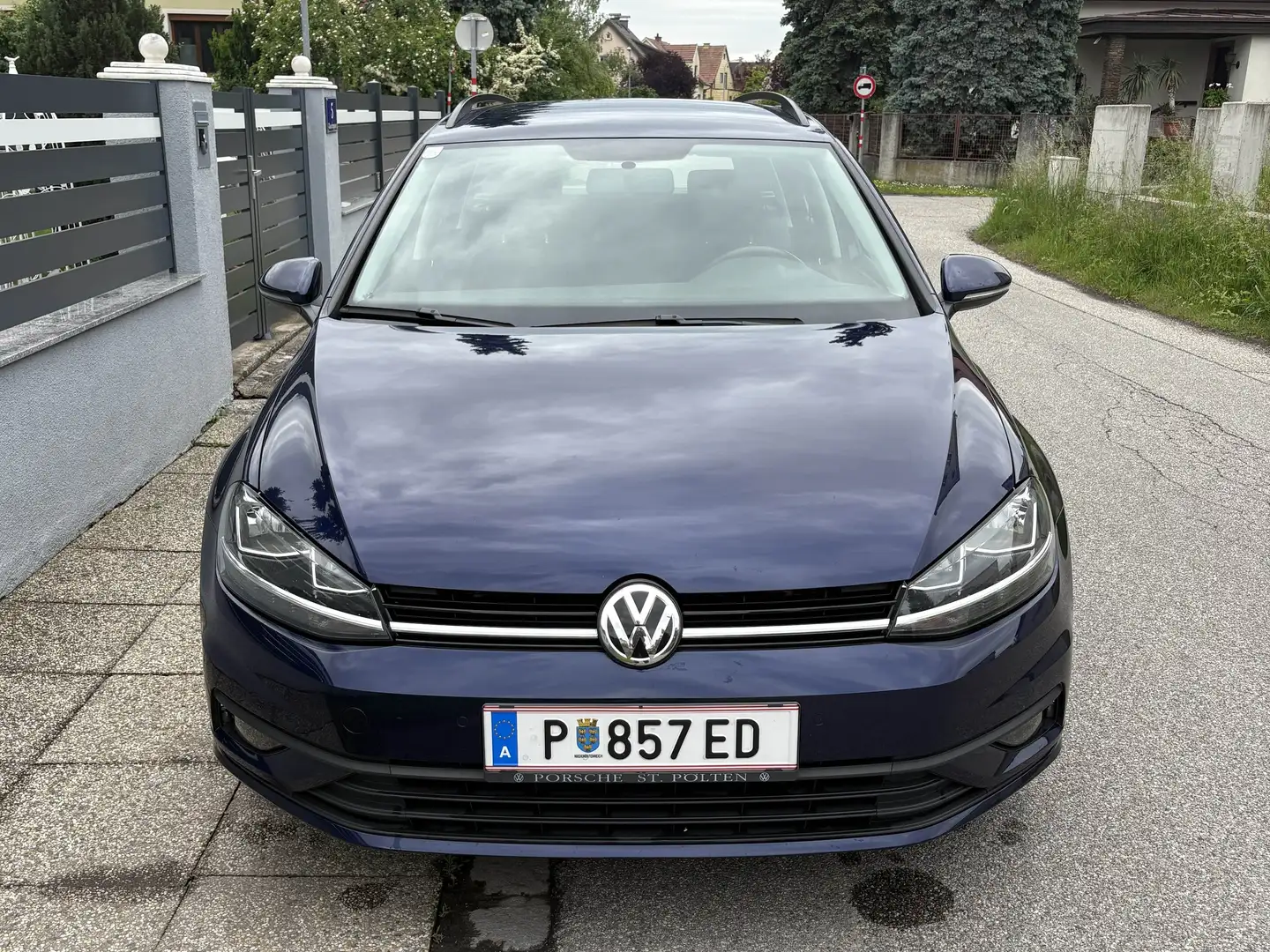 Volkswagen Golf Variant Golf Variant 1,6 TDI Blau - 2