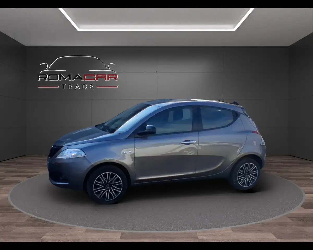 Lancia Ypsilon 2023 — фото 7