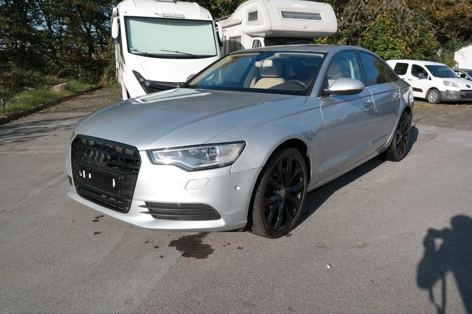 Audi A6 Lim. 2.0 TFSI hybrid Leder Navi Bose Glasdach Silber - 2