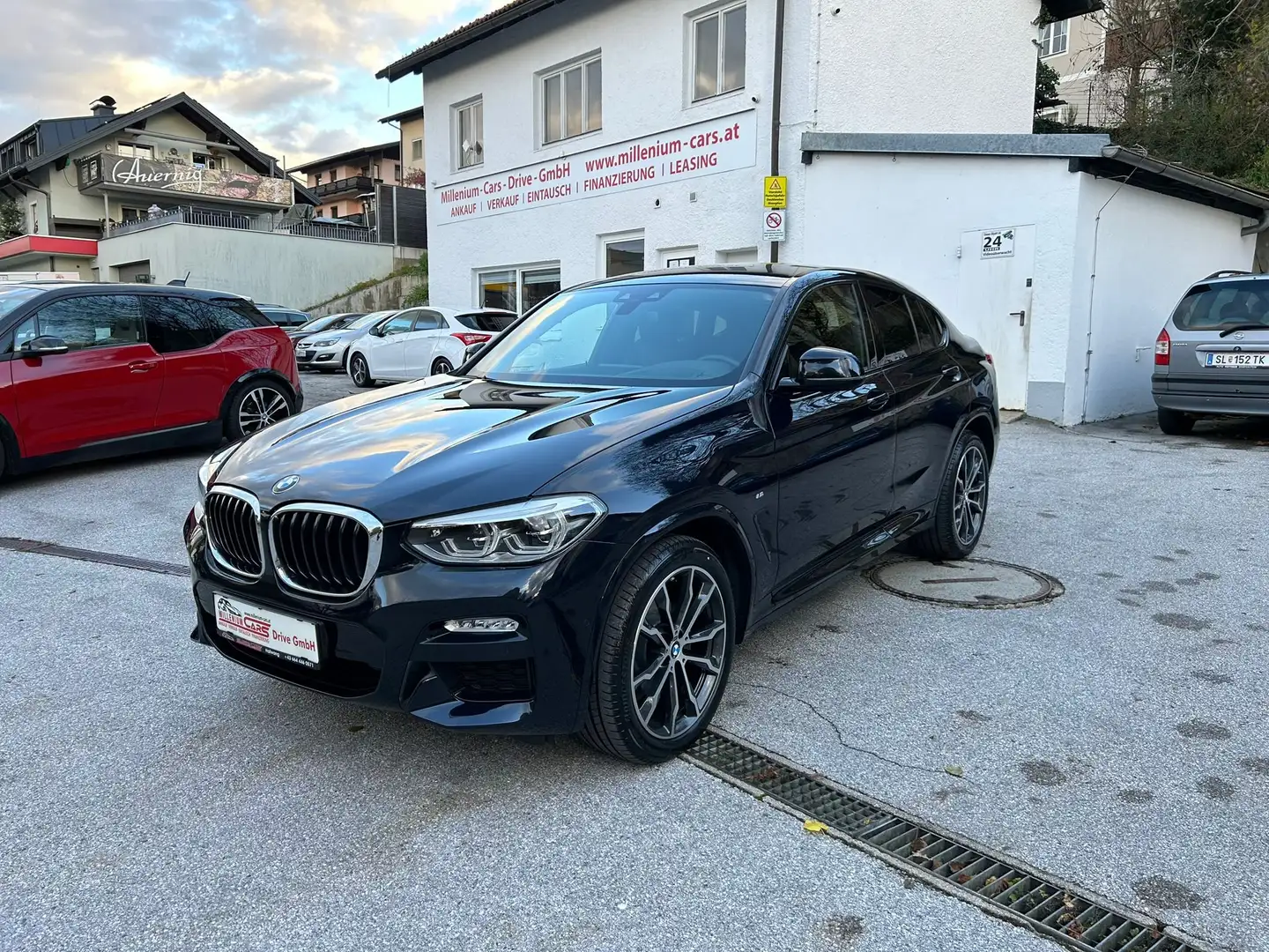 BMW X4 xDrive 20 d M Sport Fixzins nur für 5,74% Schwarz - 1