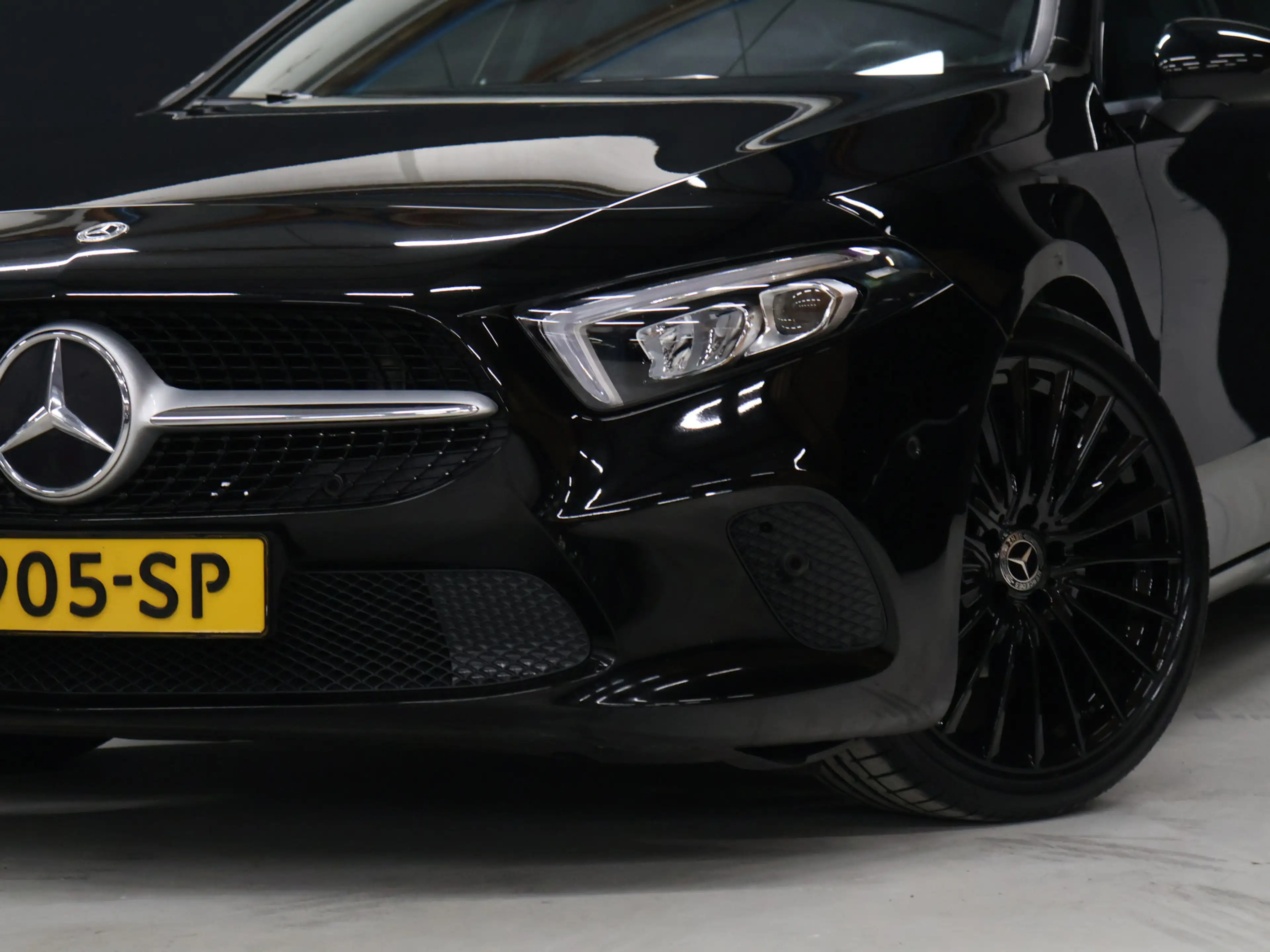 Mercedes-Benz A 180 Business Solution AMG [SCHUIFDAK, CAMERA, BLUETOOT — photo 12