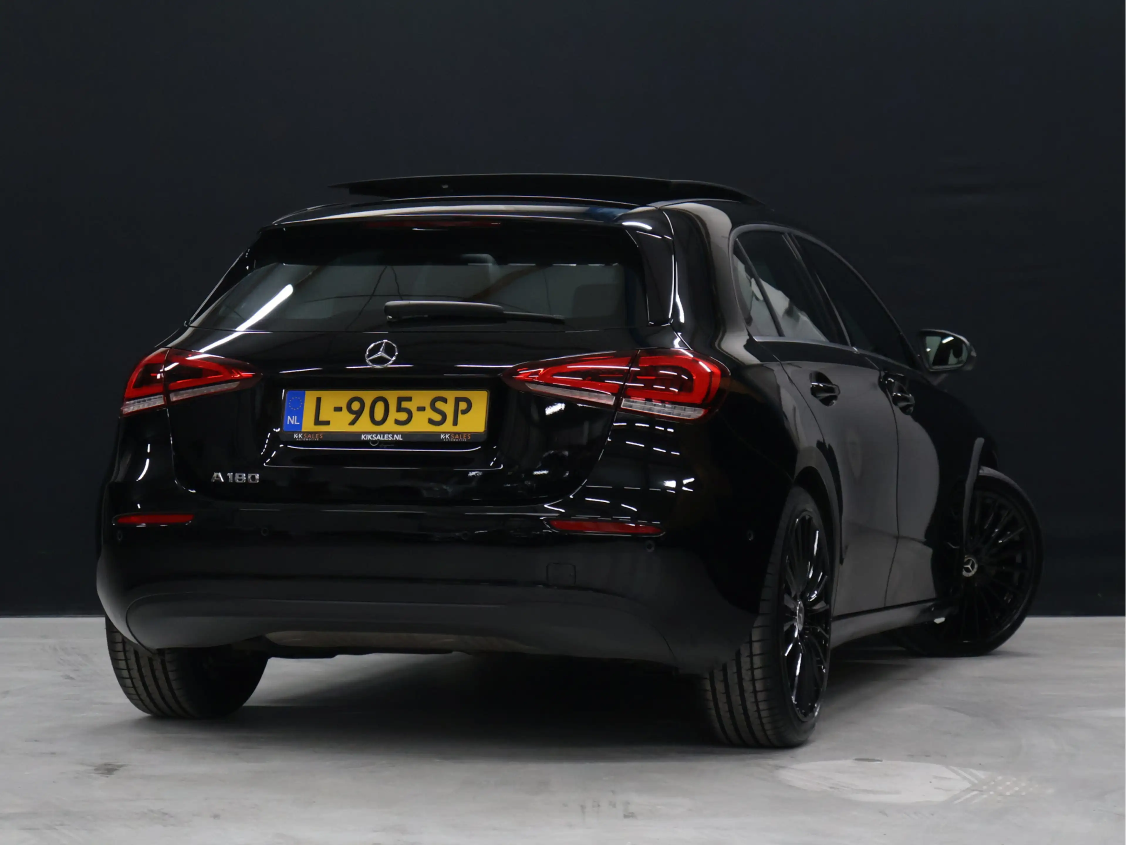 Mercedes-Benz A 180 Business Solution AMG [SCHUIFDAK, CAMERA, BLUETOOT — photo 8