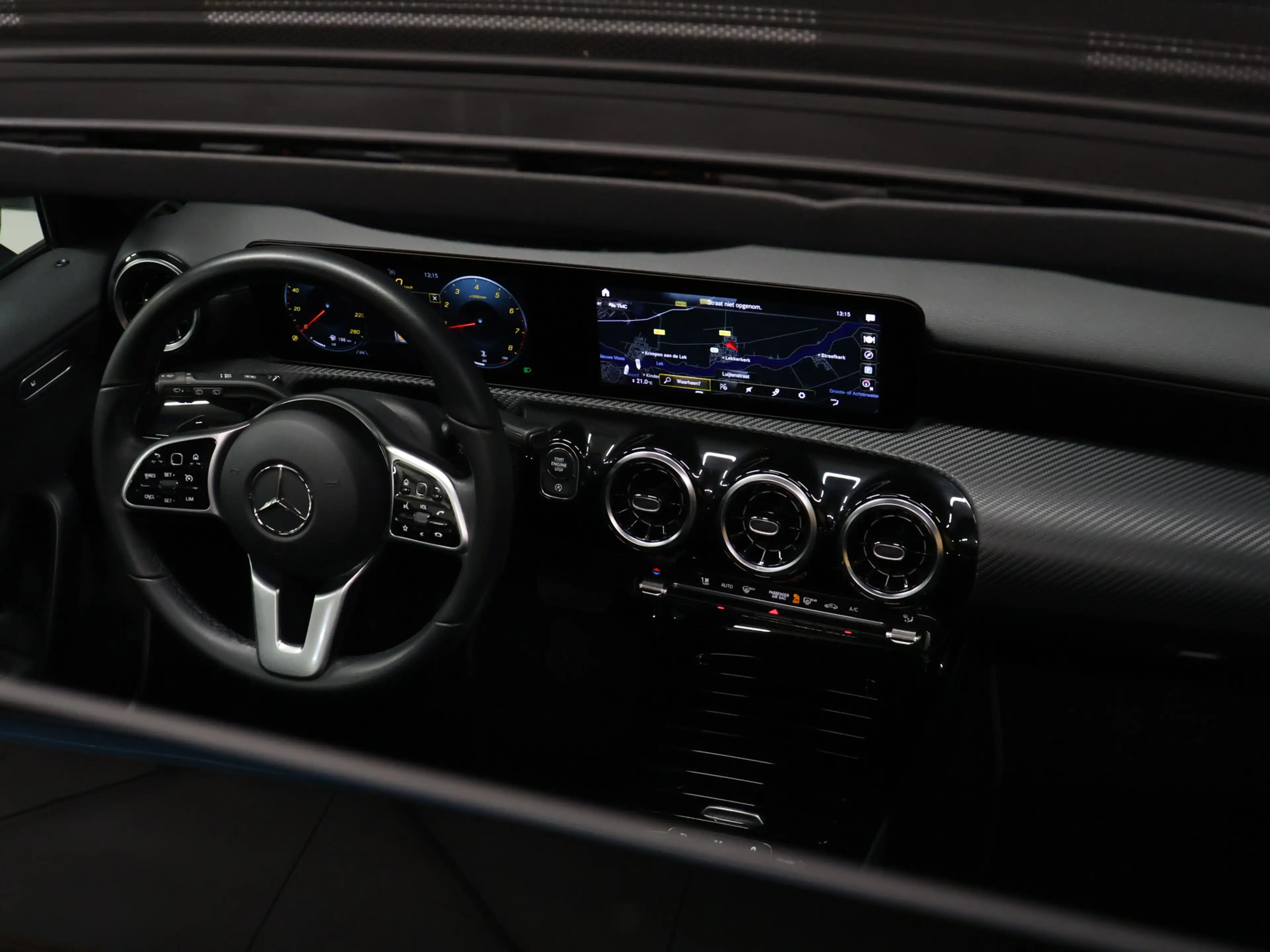Mercedes-Benz A 180 Business Solution AMG [SCHUIFDAK, CAMERA, BLUETOOT — photo 7