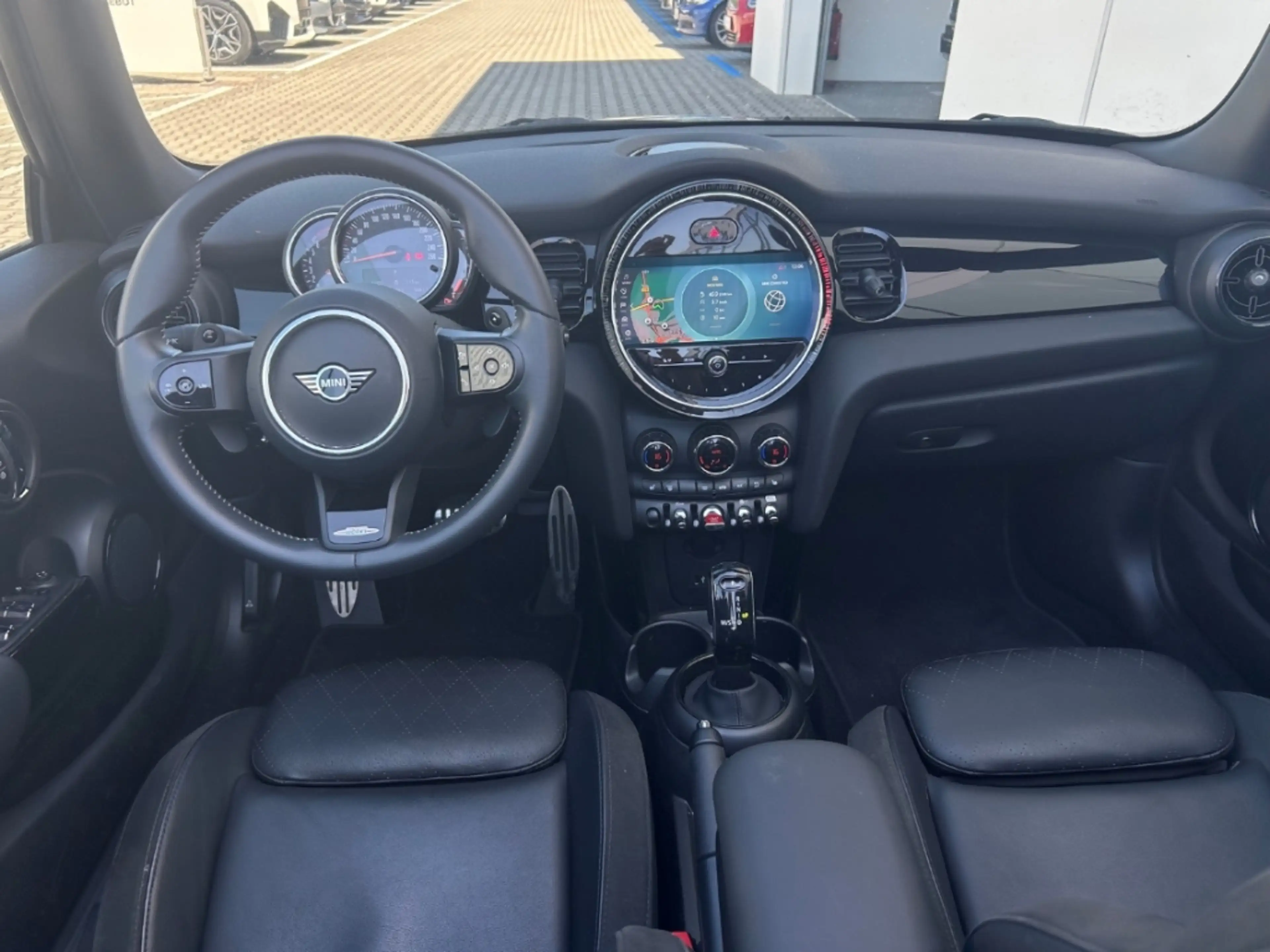 MINI Cooper S Cabrio A John Cooper Works Trim El. Verdeck AD Leder LED — photo 8