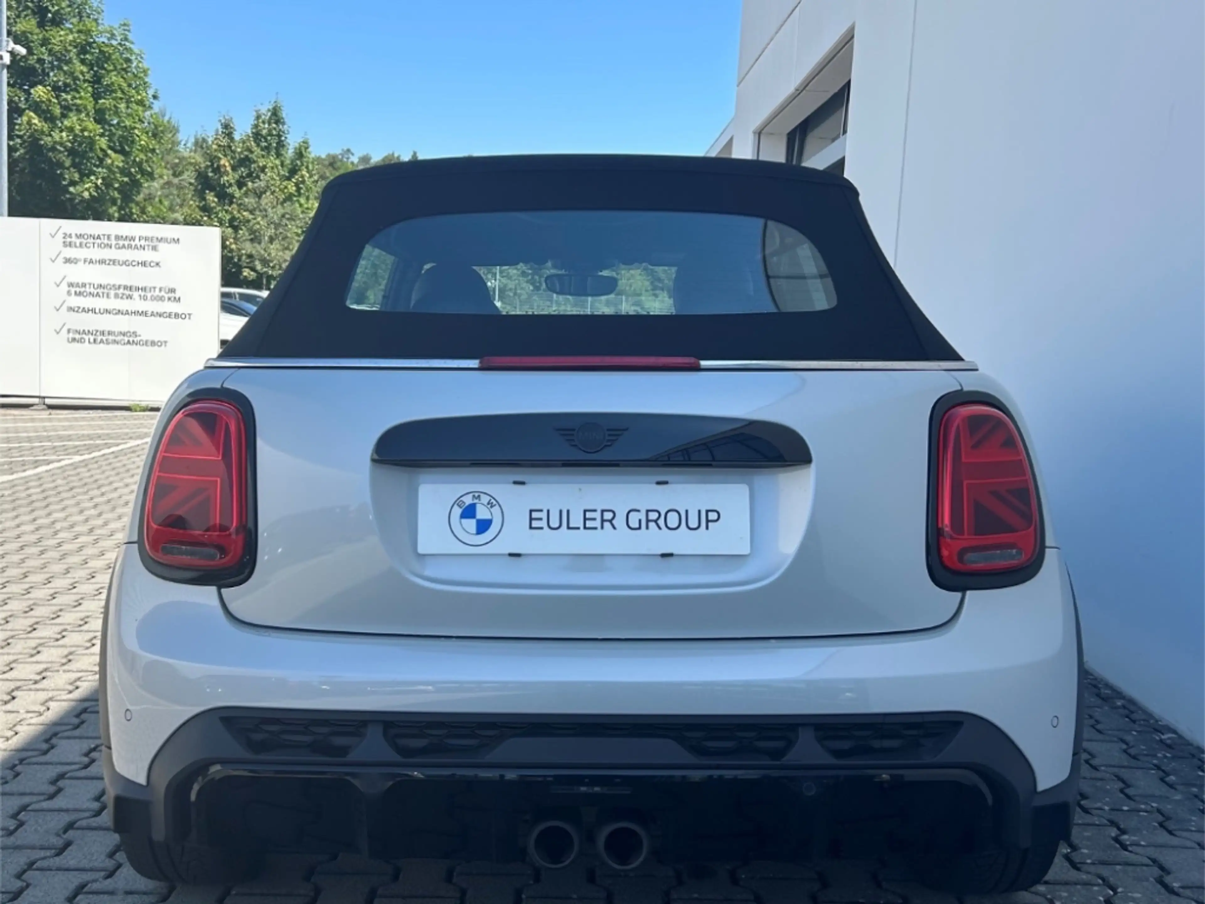 MINI Cooper S Cabrio A John Cooper Works Trim El. Verdeck AD Leder LED — photo 4