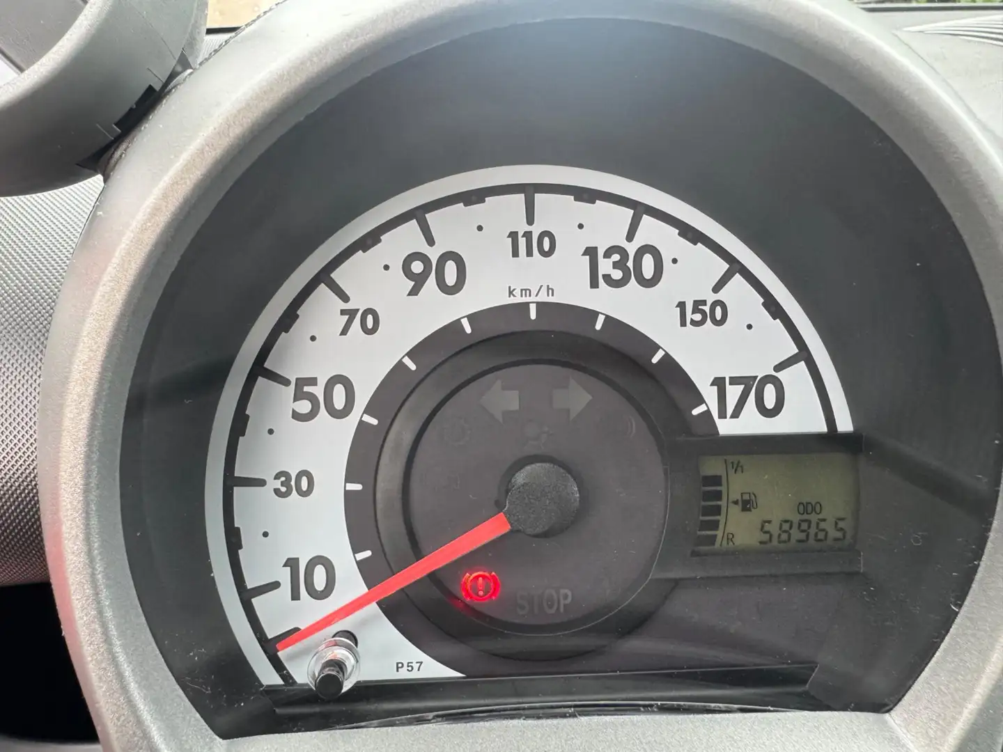 Peugeot 107 1.0 Active Rouge - 2
