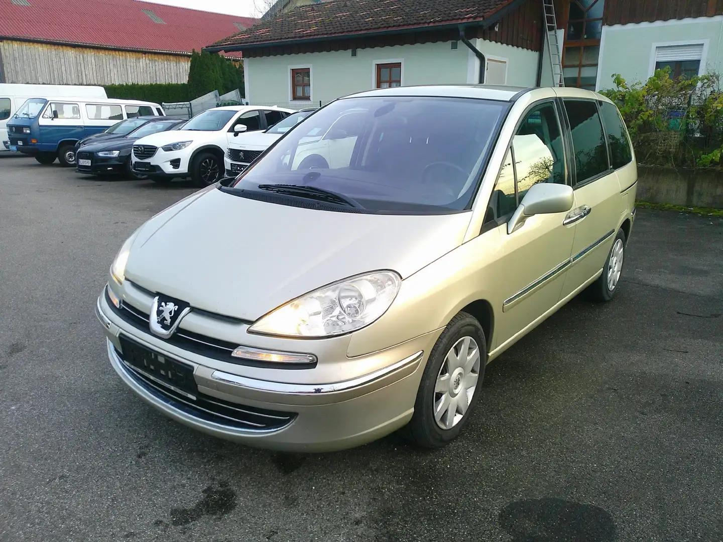 Peugeot 807 2.0 HDI Premium 5 Sitzer Gelb - 1