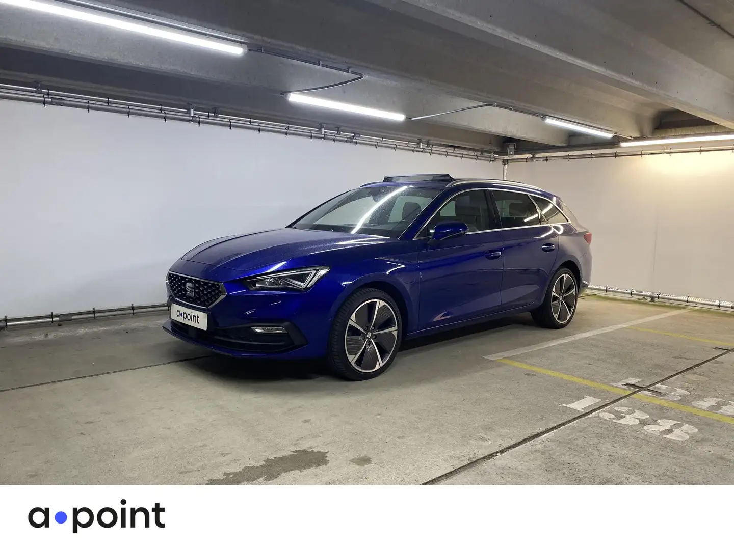 SEAT Leon e-Hybrid Sportstourer 1.4 TSI eHybrid PHEV Xcellence 204 pk Blauw - 1
