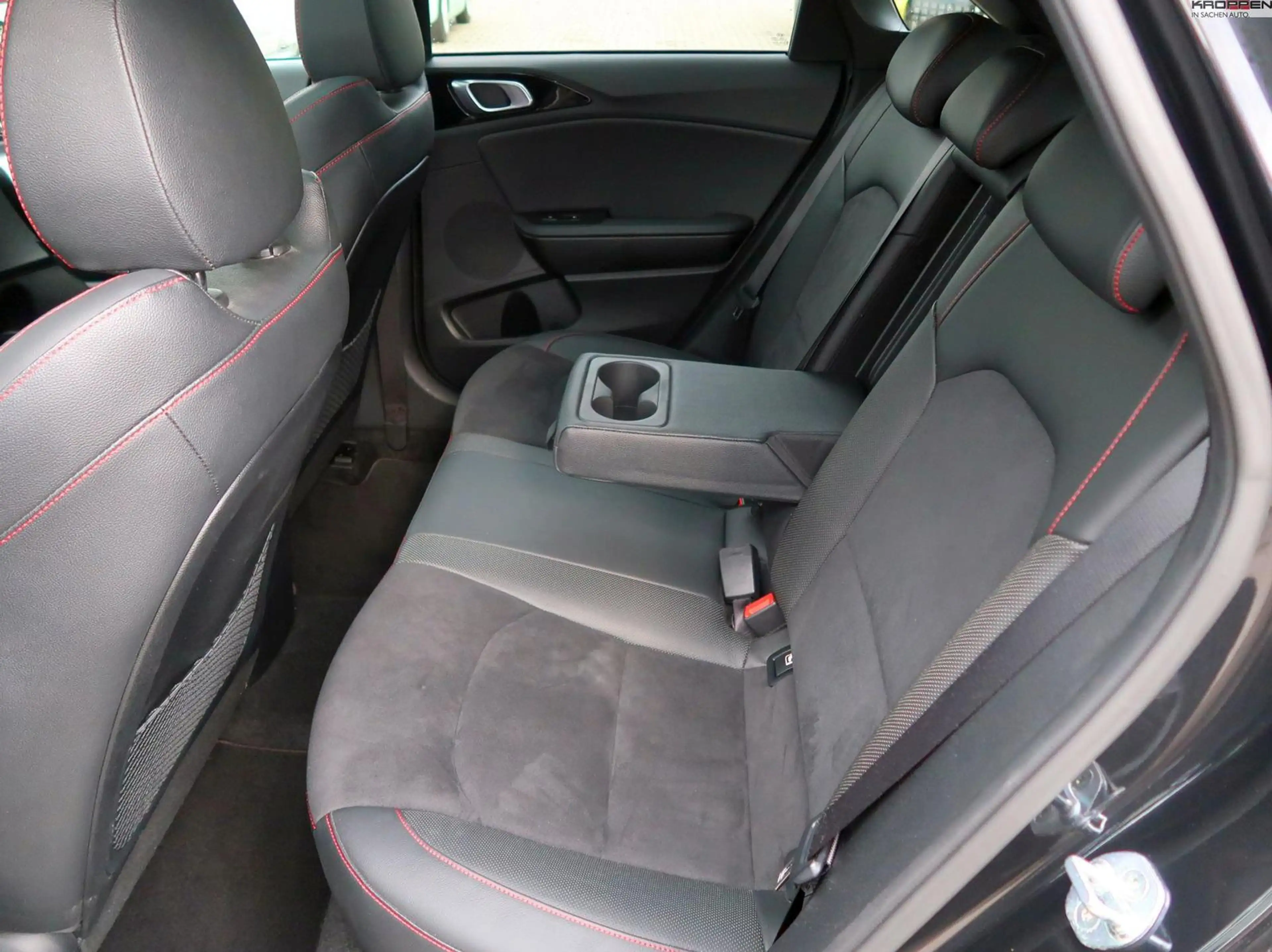 Kia Ceed / cee'd GT DCT7 Pan.-Dach elktr. Sitz Navi Android CarPlay — photo 7