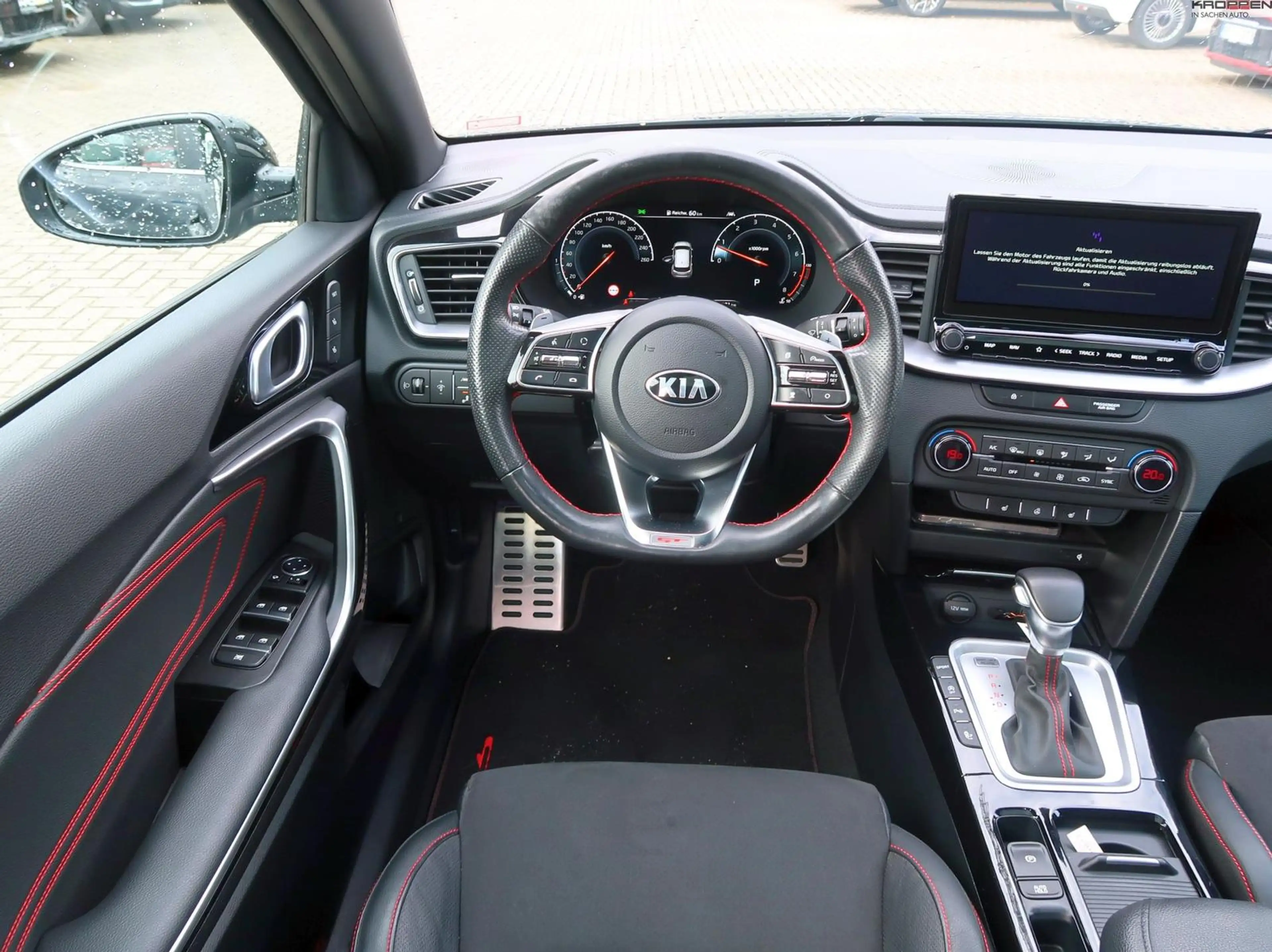 Kia Ceed / cee'd GT DCT7 Pan.-Dach elktr. Sitz Navi Android CarPlay — photo 9